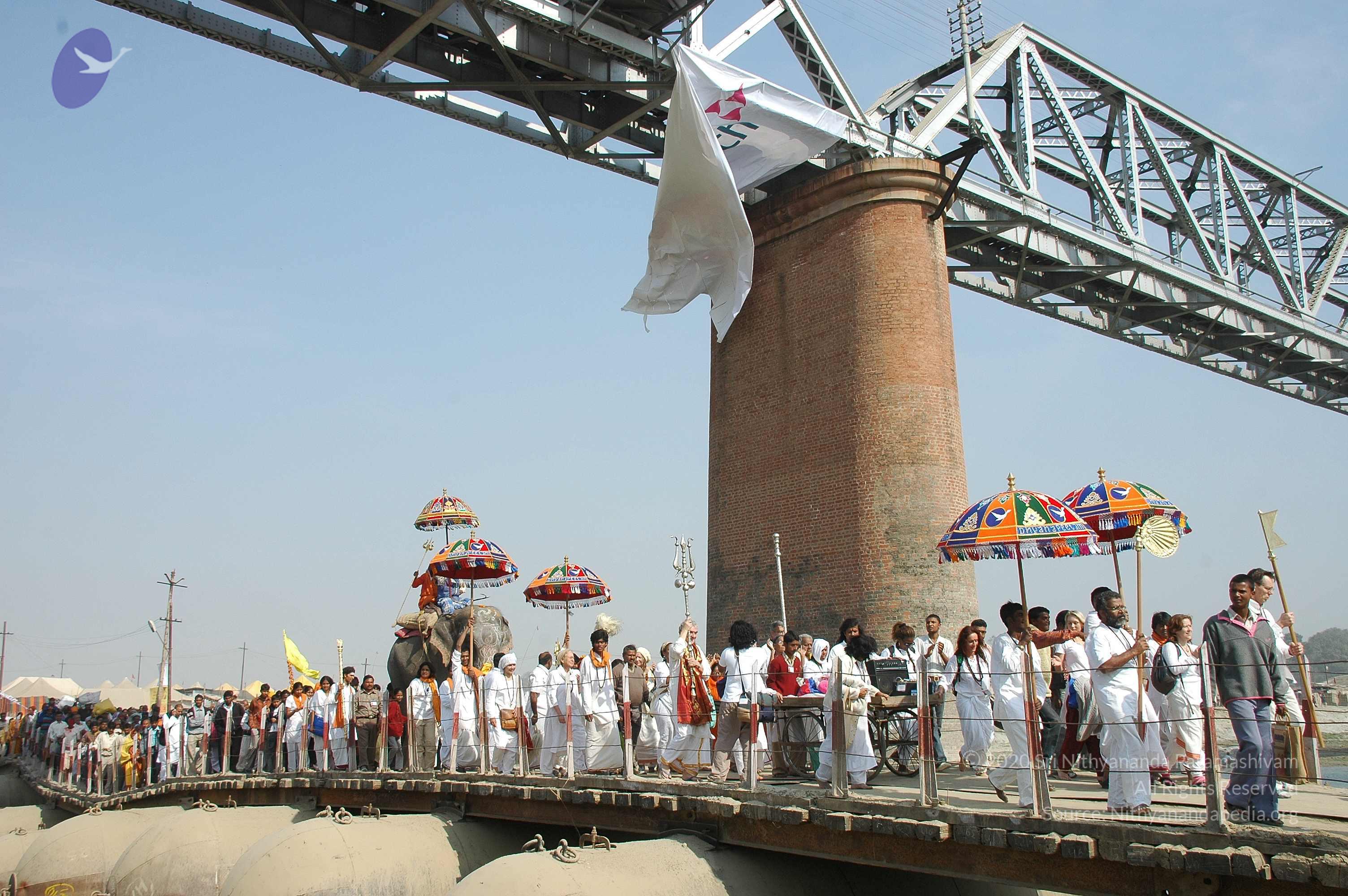 india-Ashram-Dic.30-31-1 -.05-06 295_CMP_WM