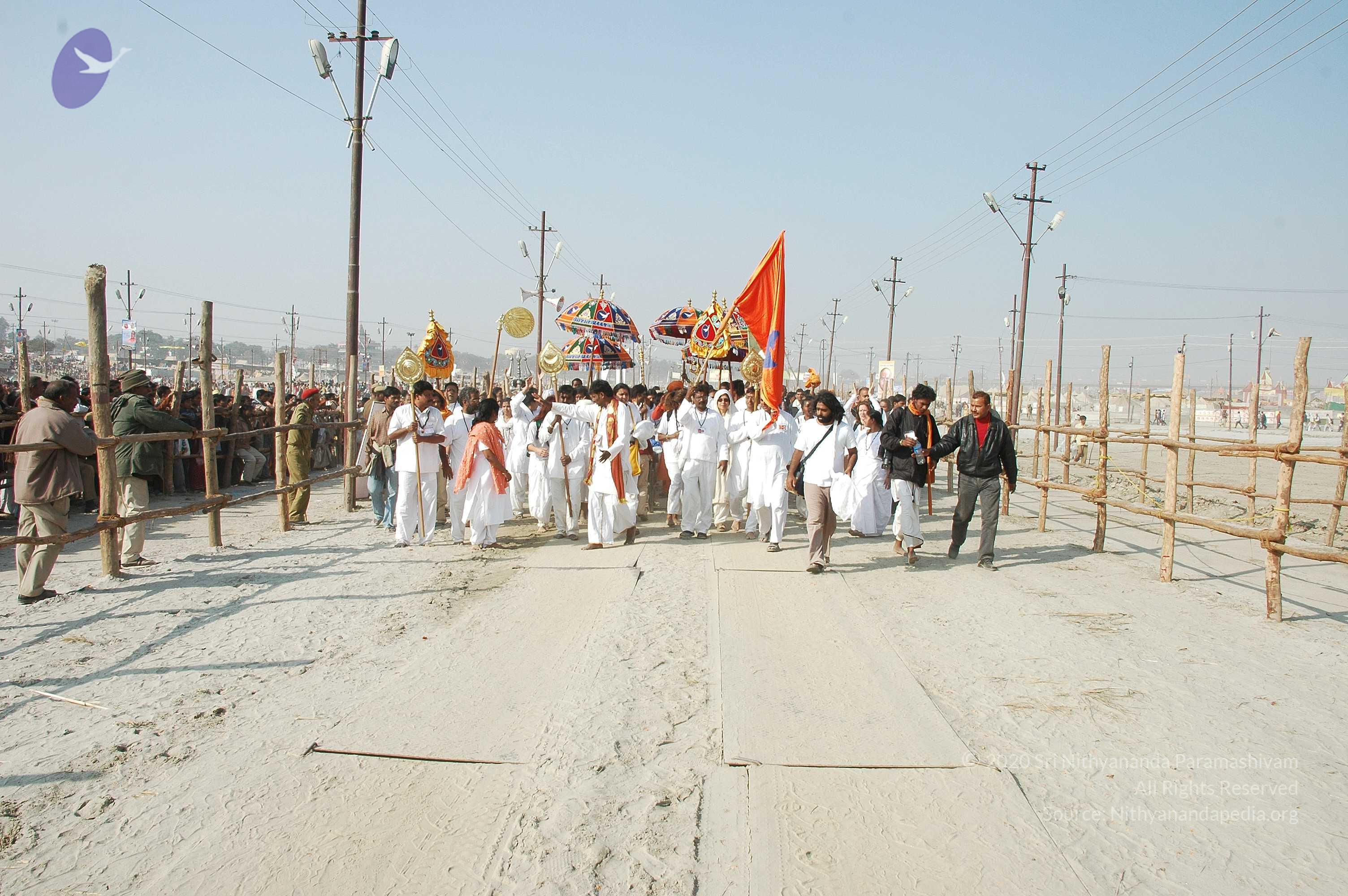 india-Ashram-Dic.30-31-1 -.05-06 380_CMP_WM