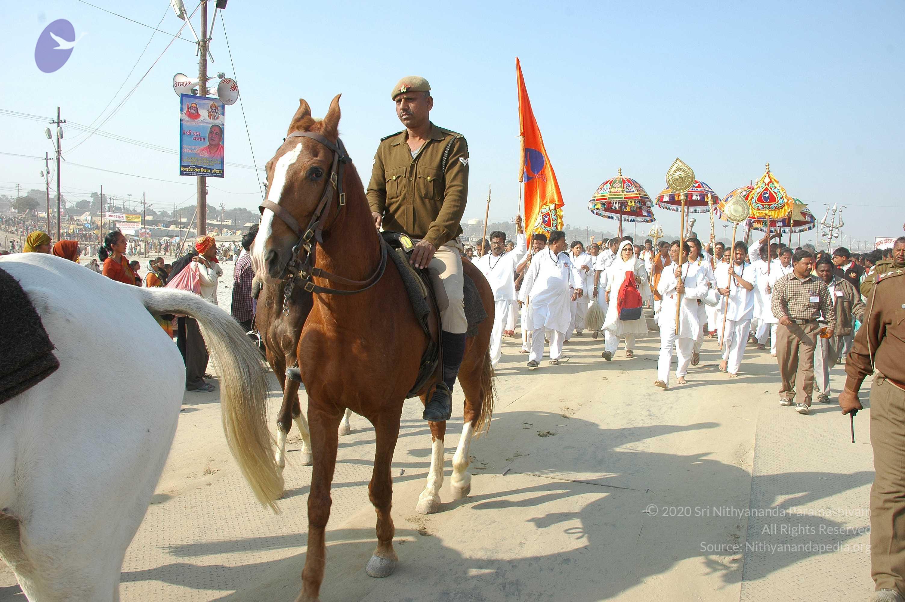 india-Ashram-Dic.30-31-1 -.05-06 384_CMP_WM