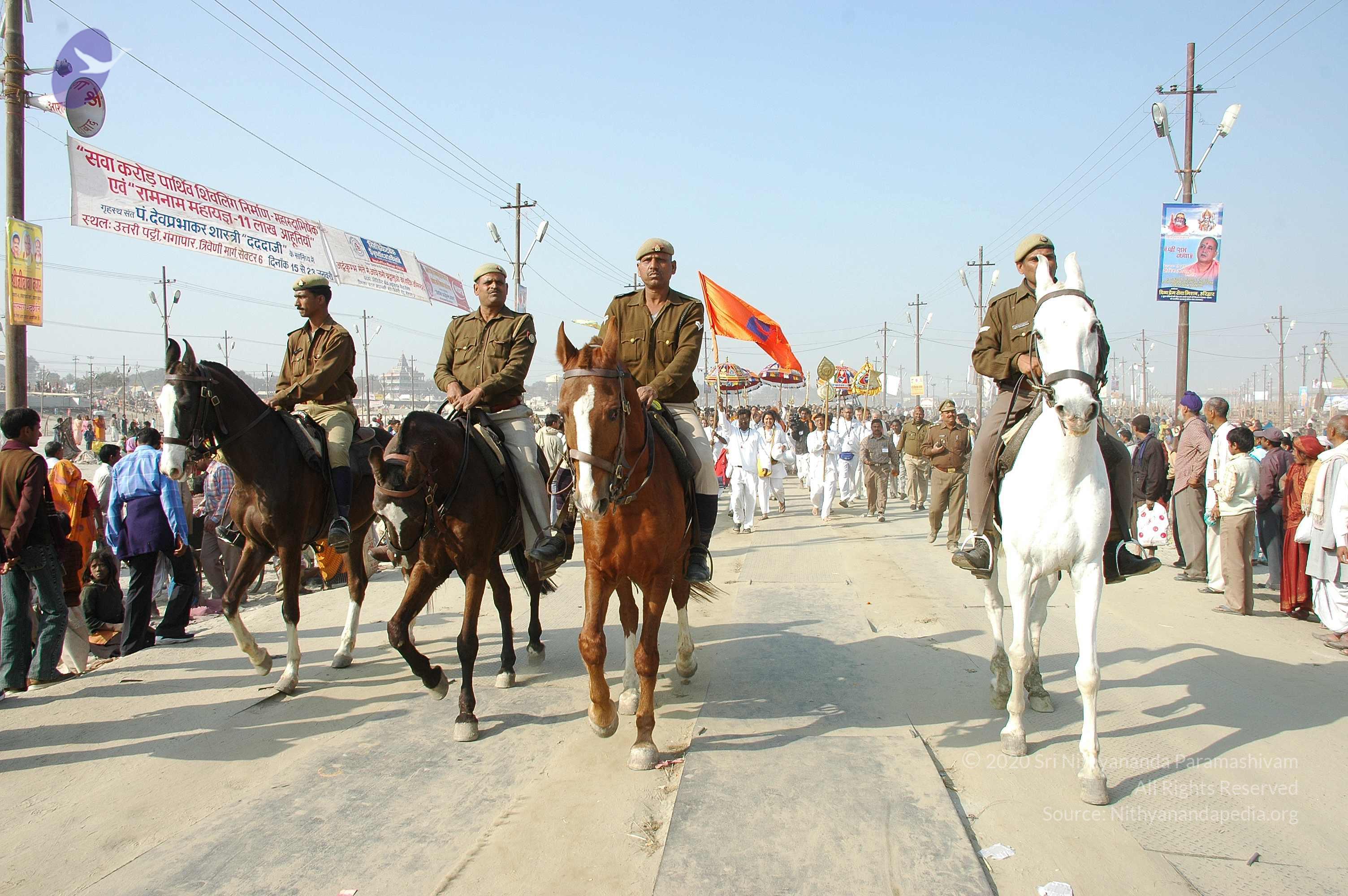 india-Ashram-Dic.30-31-1 -.05-06 385_CMP_WM