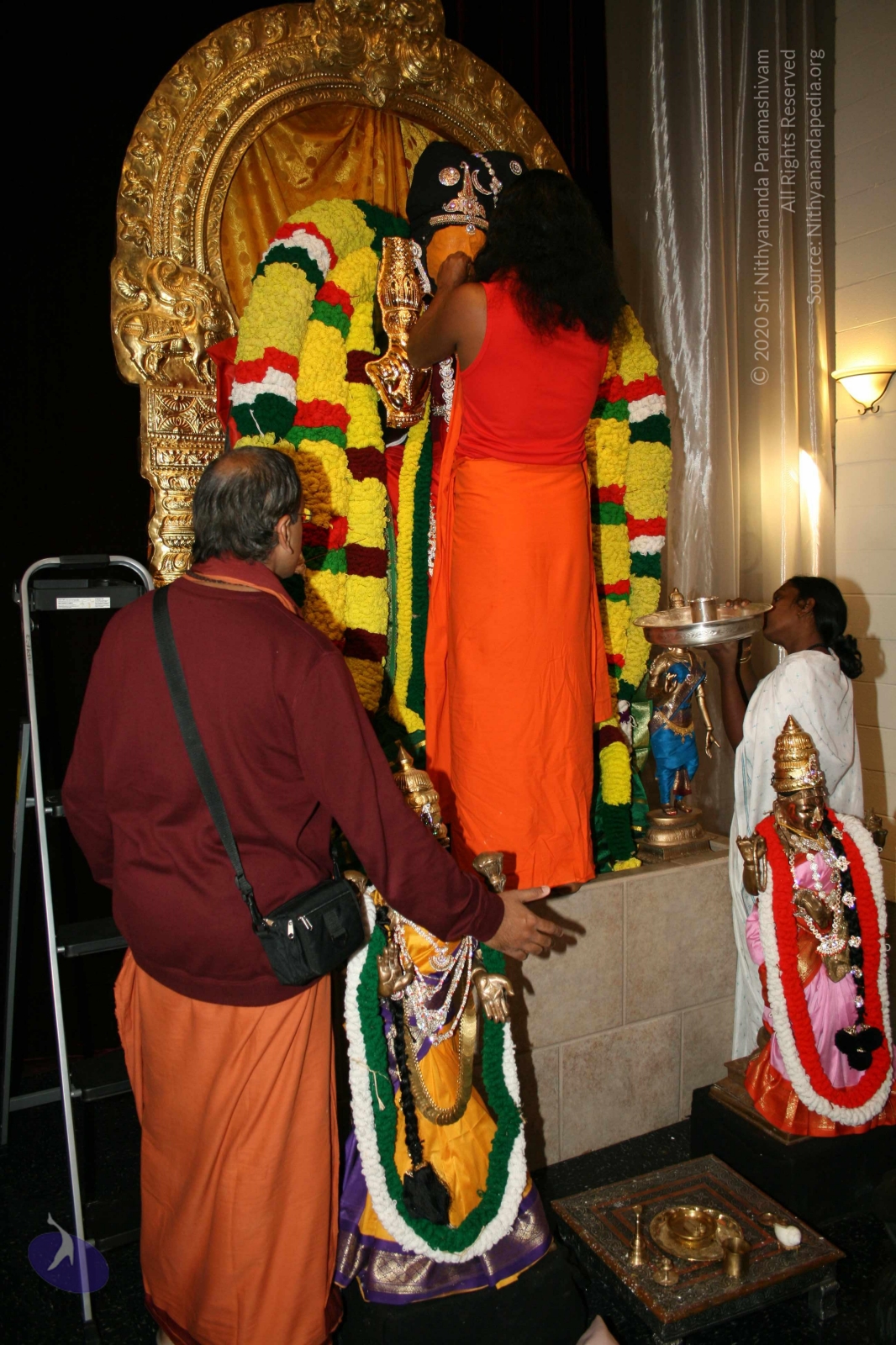 Devi26Nov2007 011_CMP_WM