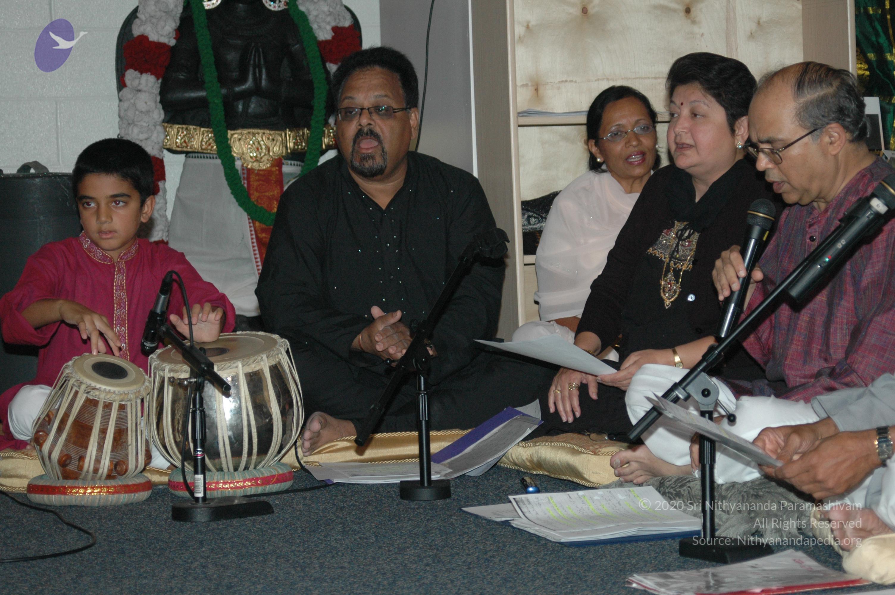 13July2008_Gopi_Group_Bhajans_10_CMP_WM