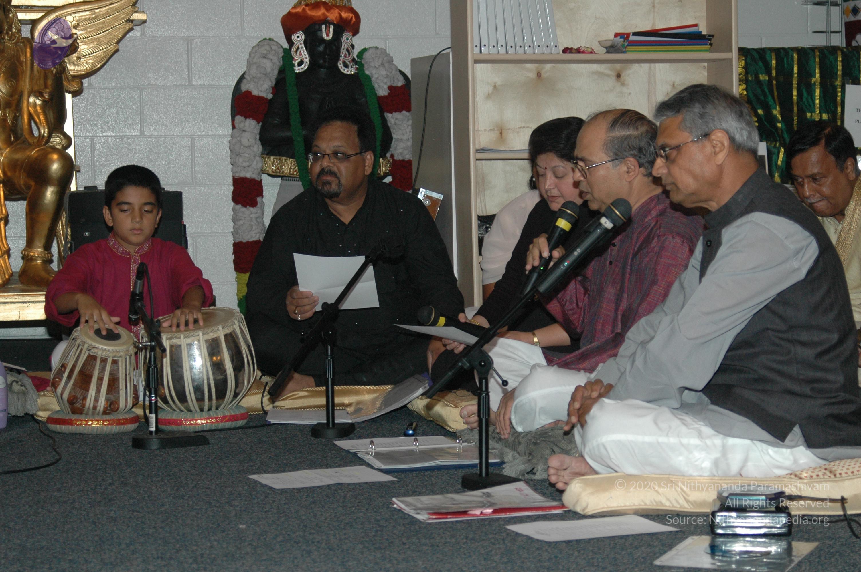 13July2008_Gopi_Group_Bhajans_13_CMP_WM