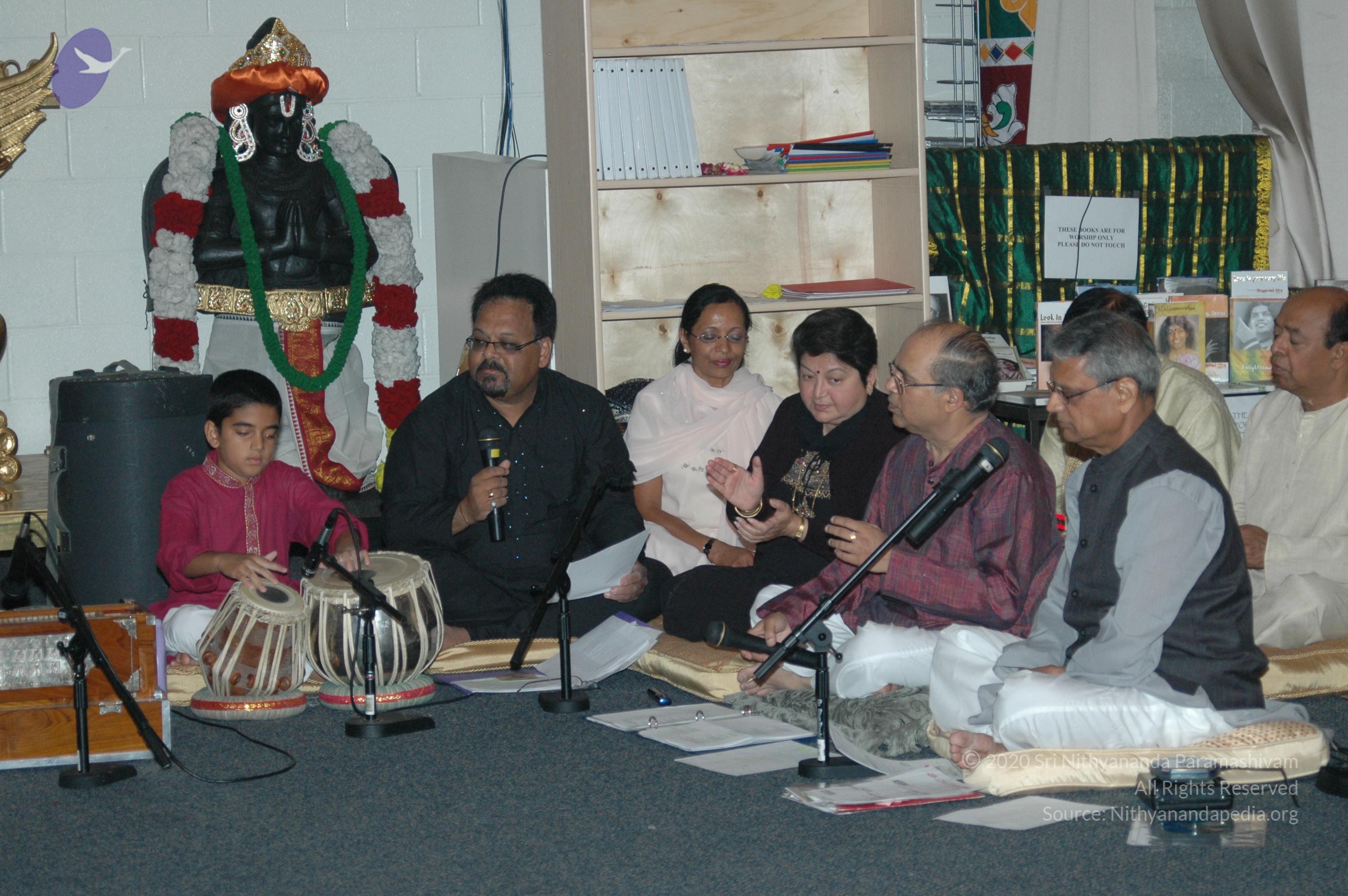 13July2008_Gopi_Group_Bhajans_23_CMP_WM