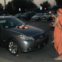 27July2008_Car_Puja_04_CMP_WM