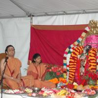 11May08_darshan_003_CMP_WM