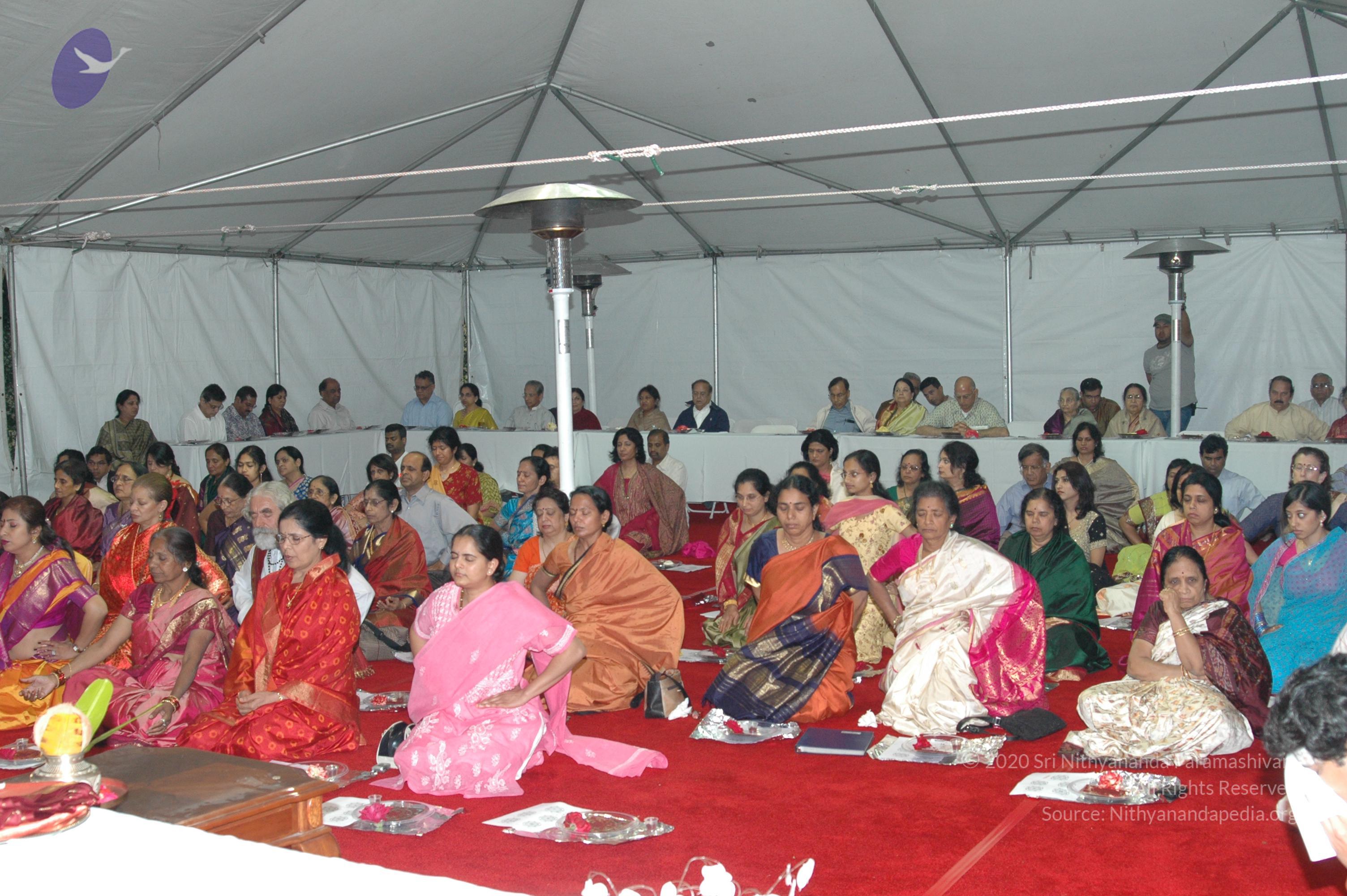 11May08_darshan_005_CMP_WM