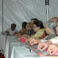 11May08_darshan_009_CMP_WM