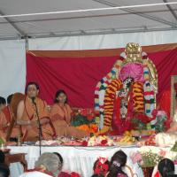 11May08_darshan_011_CMP_WM