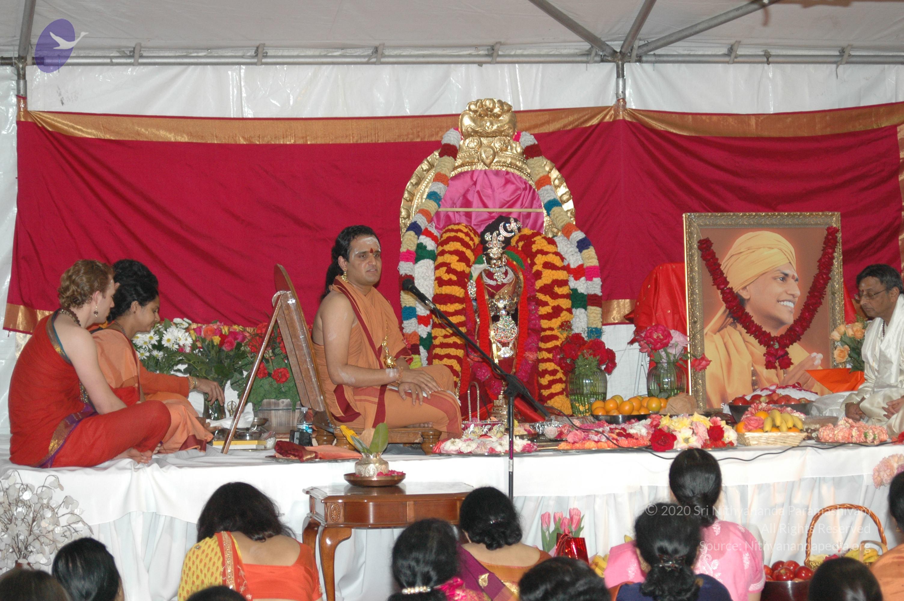 11May08_darshan_013_CMP_WM