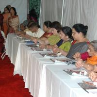 11May08_darshan_016_CMP_WM