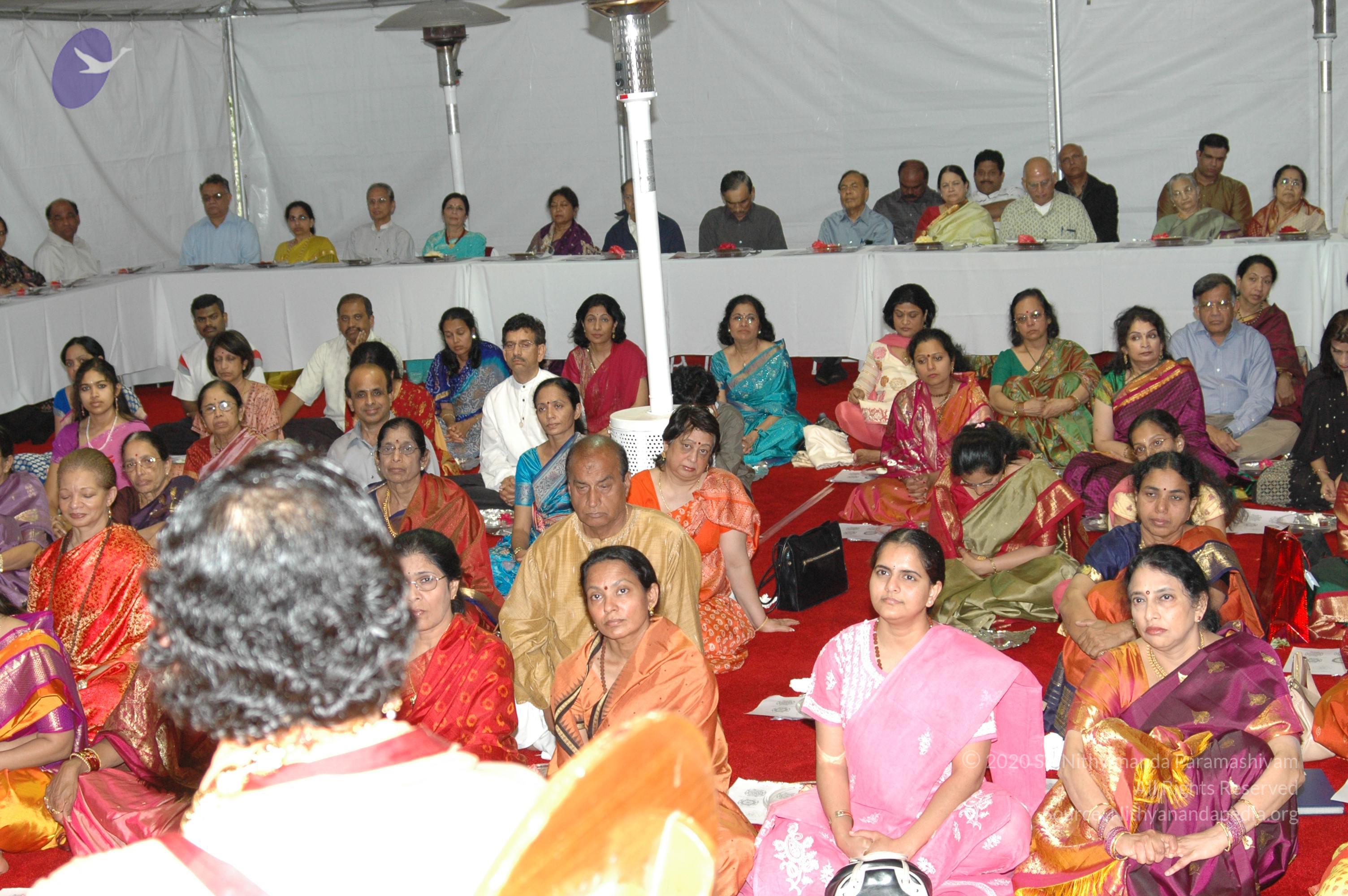 11May08_darshan_025_CMP_WM