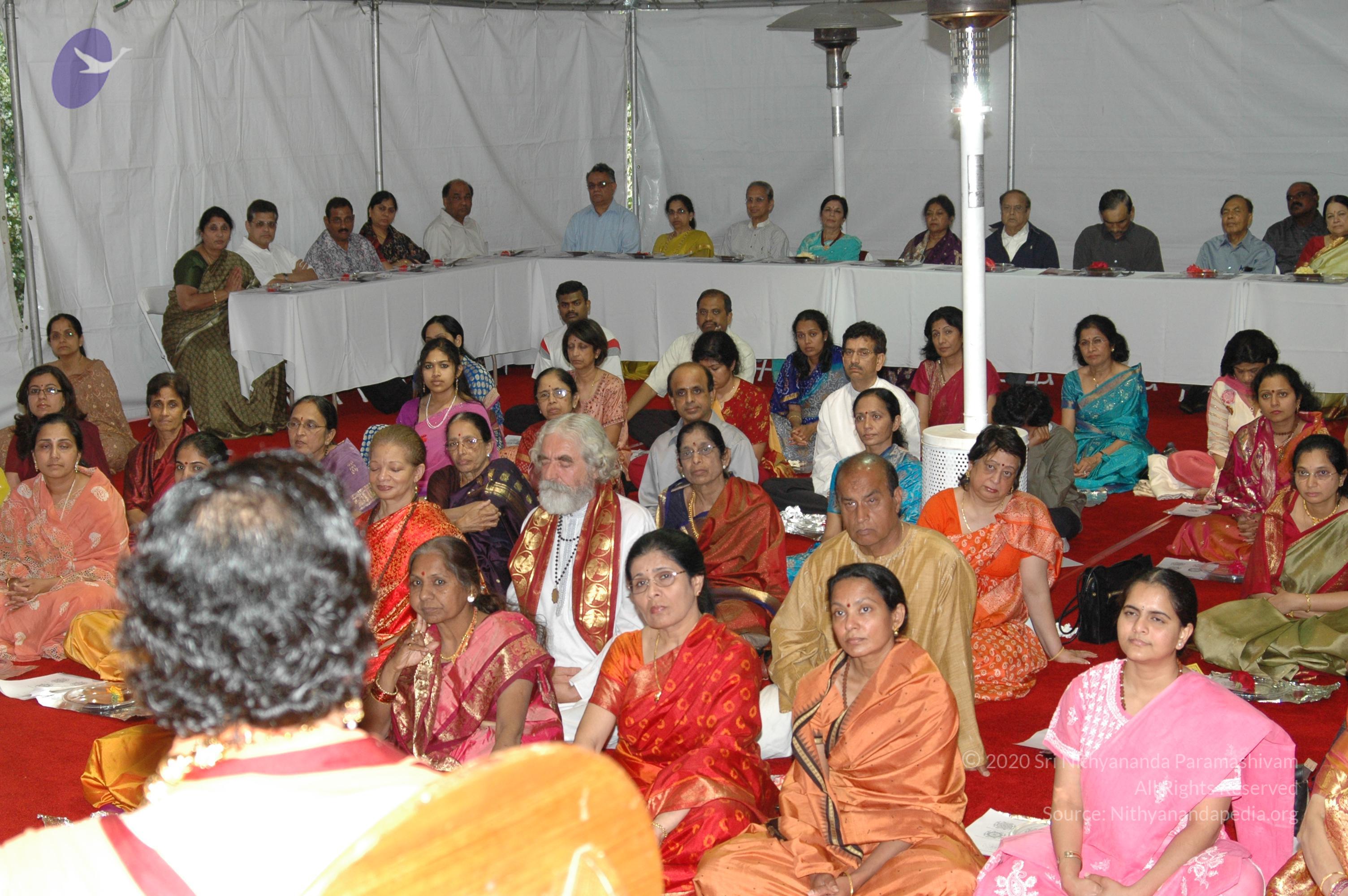 11May08_darshan_026_CMP_WM