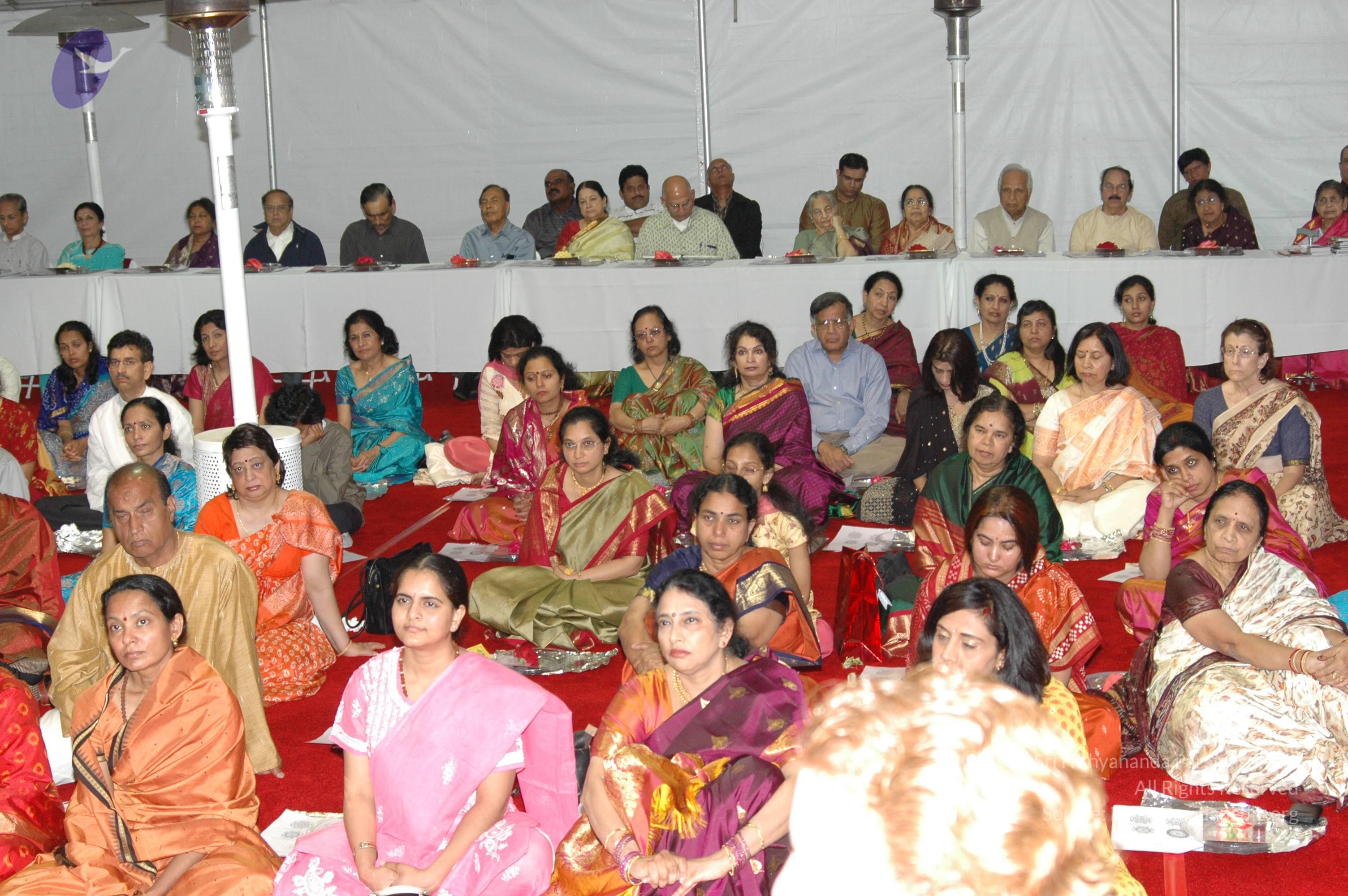 11May08_darshan_027_CMP_WM