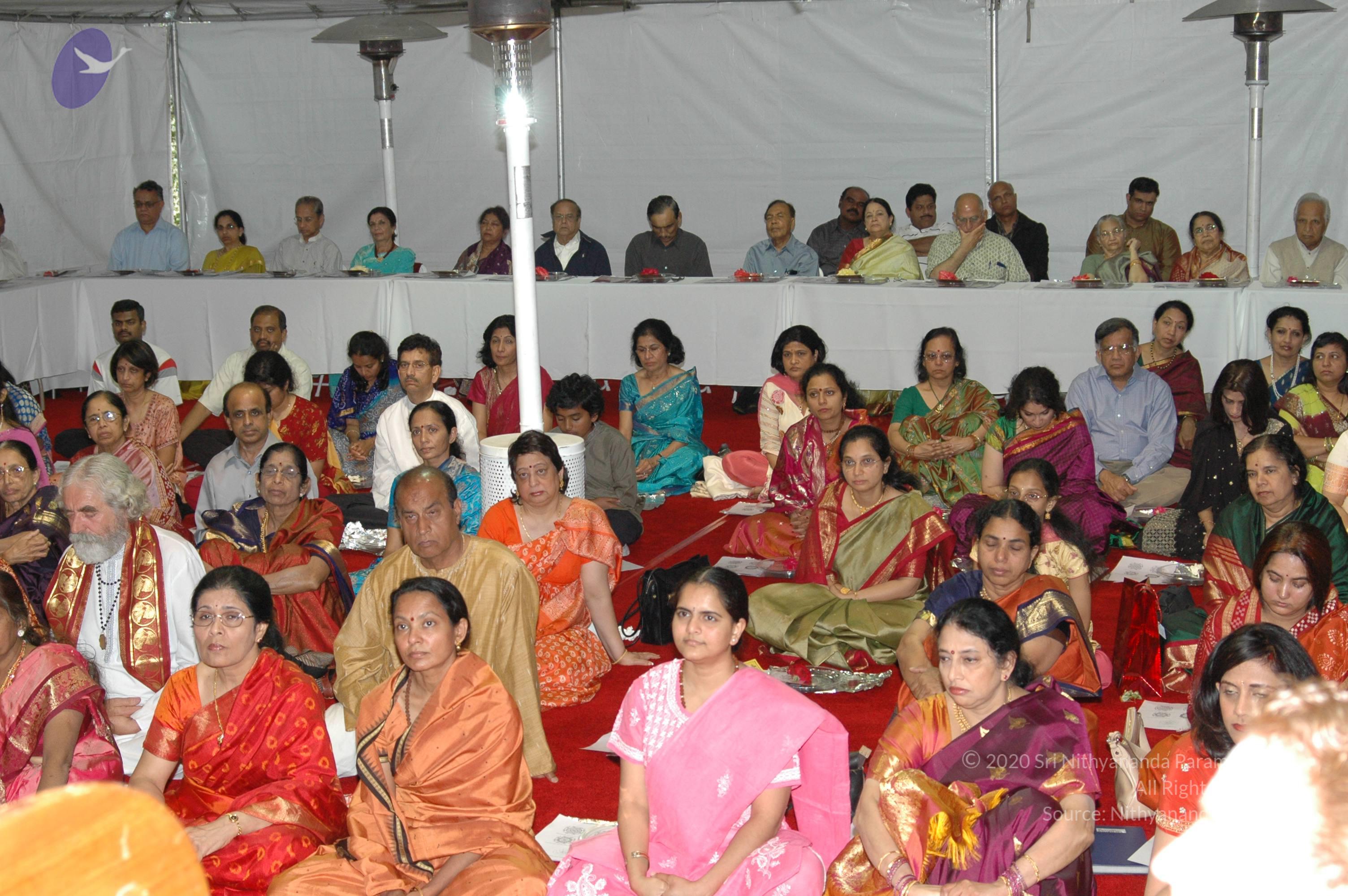 11May08_darshan_029_CMP_WM