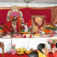 11May08_darshan_045_CMP_WM