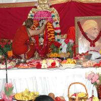 11May08_darshan_046_CMP_WM