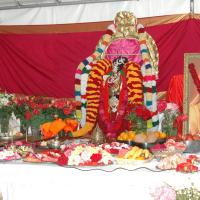 11May08_darshan_047_CMP_WM