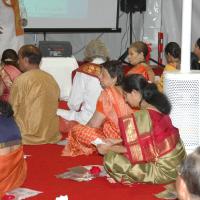 11May08_darshan_060_CMP_WM