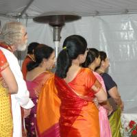 11May08_darshan_065_CMP_WM