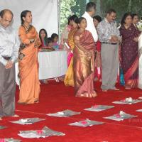 11May08_darshan_069_CMP_WM