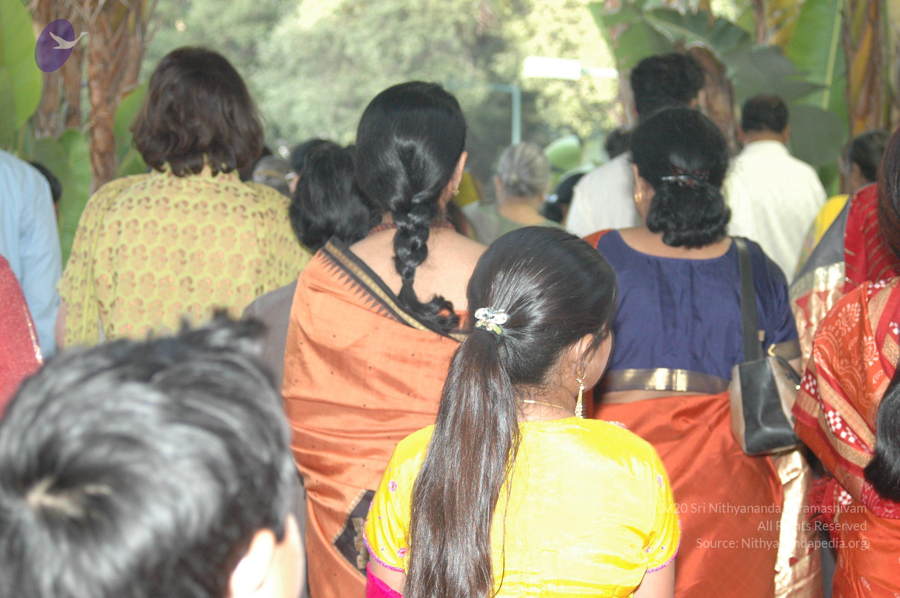 11May08_darshan_077_CMP_WM