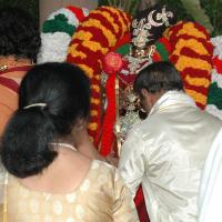 11May08_darshan_083_CMP_WM