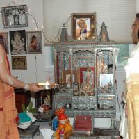 11May08_darshan_107_CMP_WM