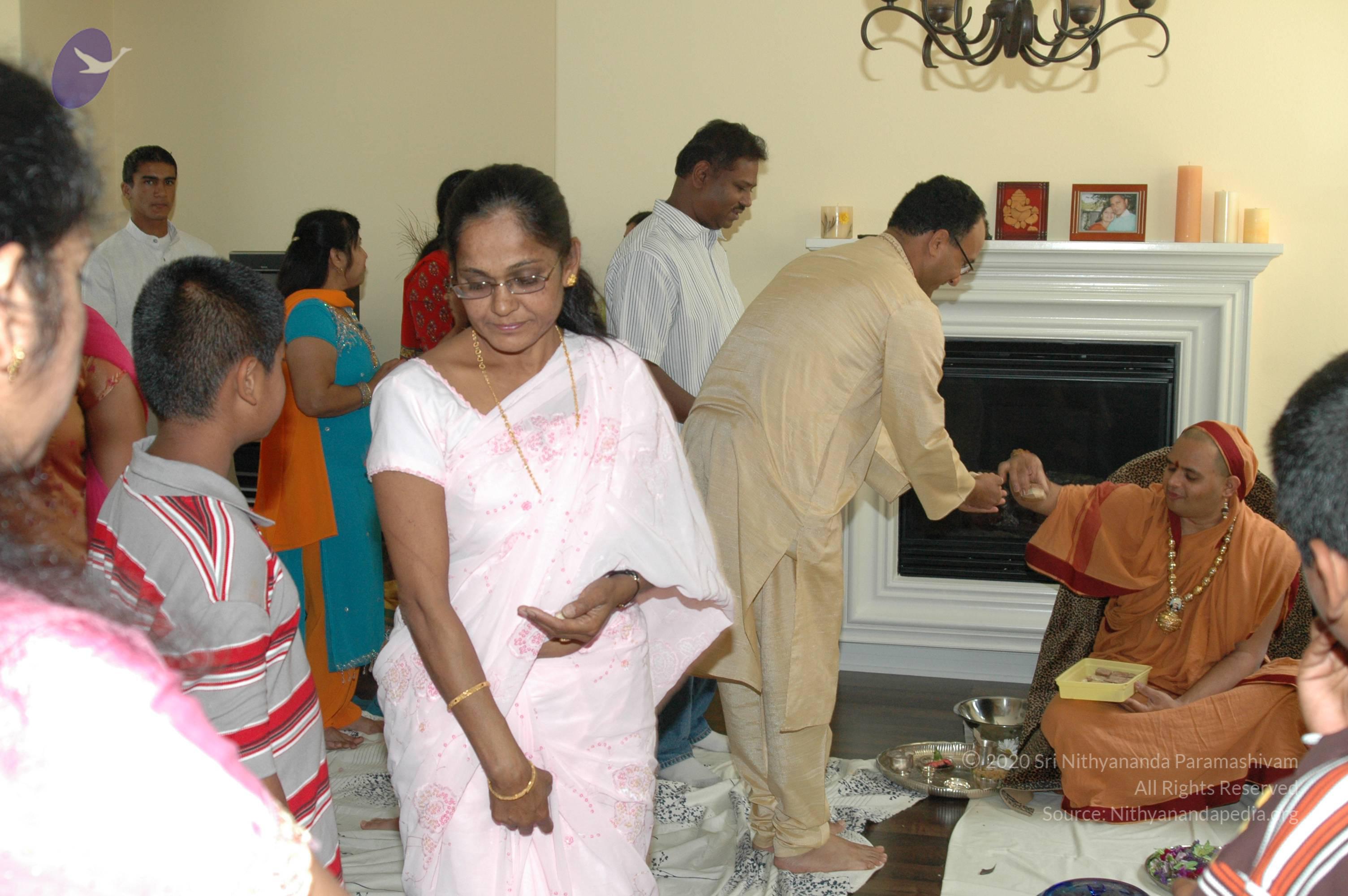 11May08_darshan_115_CMP_WM