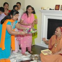 11May08_darshan_116_CMP_WM