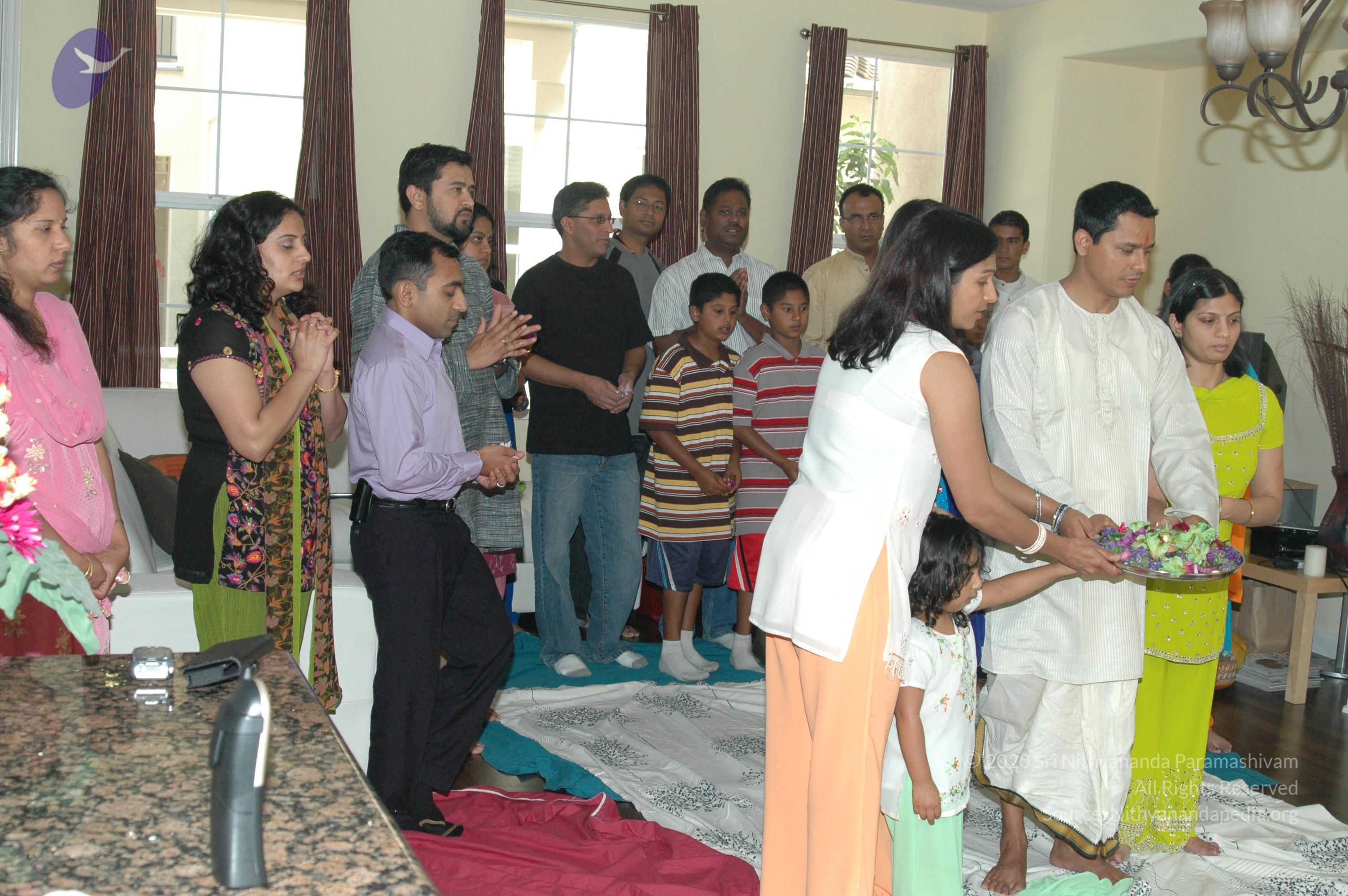 11May08_darshan_118_CMP_WM