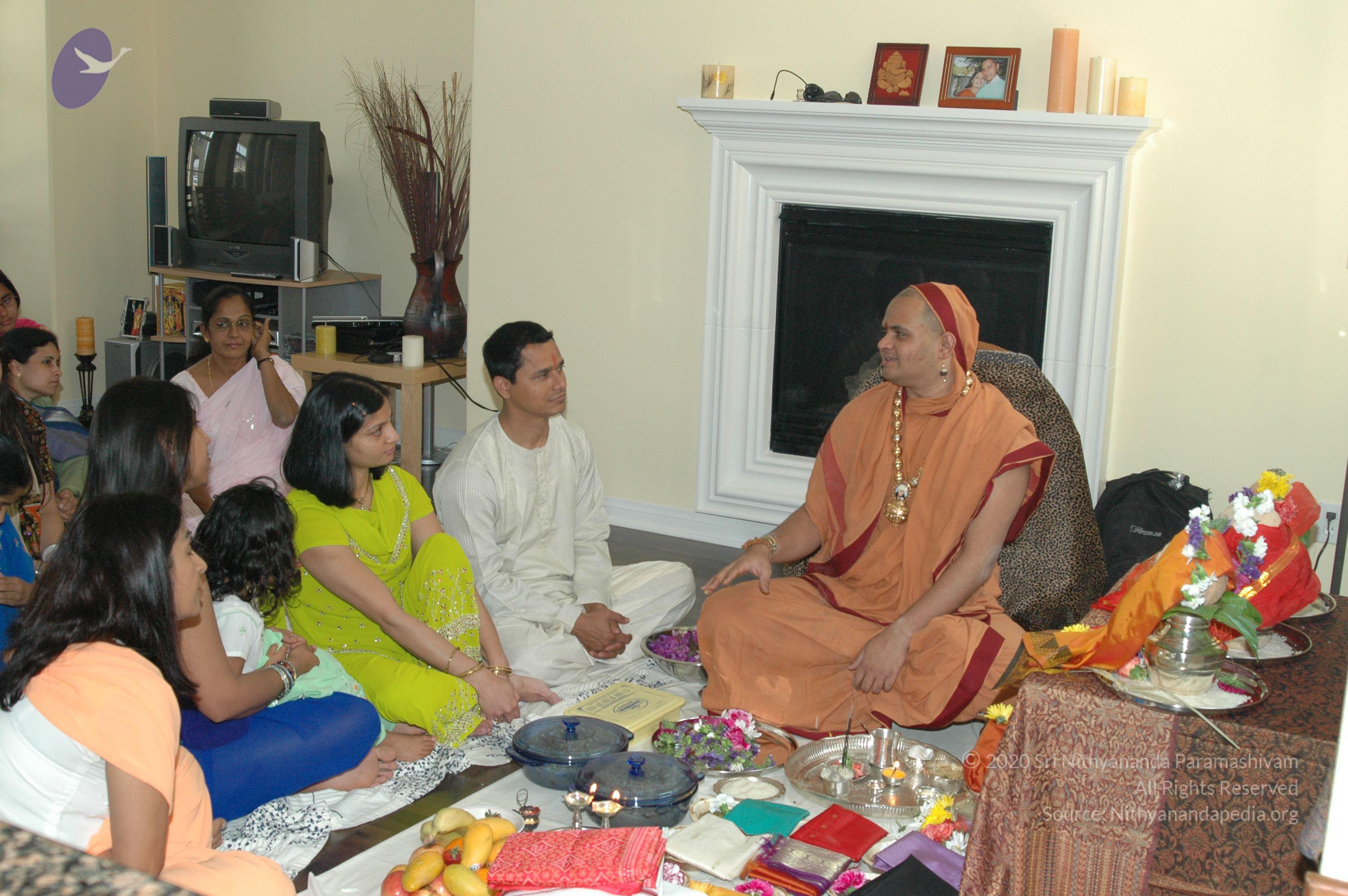 11May08_darshan_122_CMP_WM