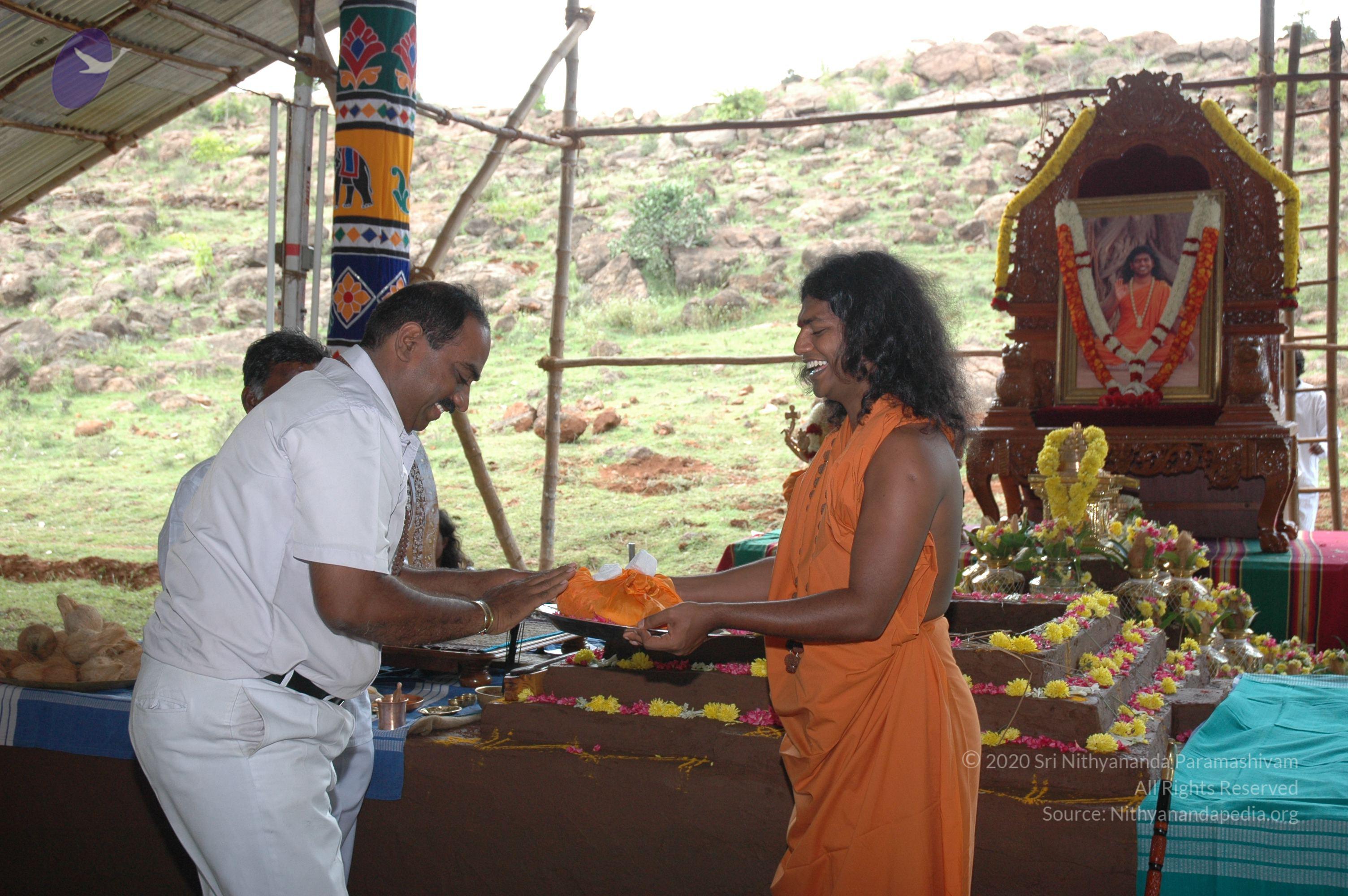 20081111_Photo_1378_DSC_2475_CMP_WM