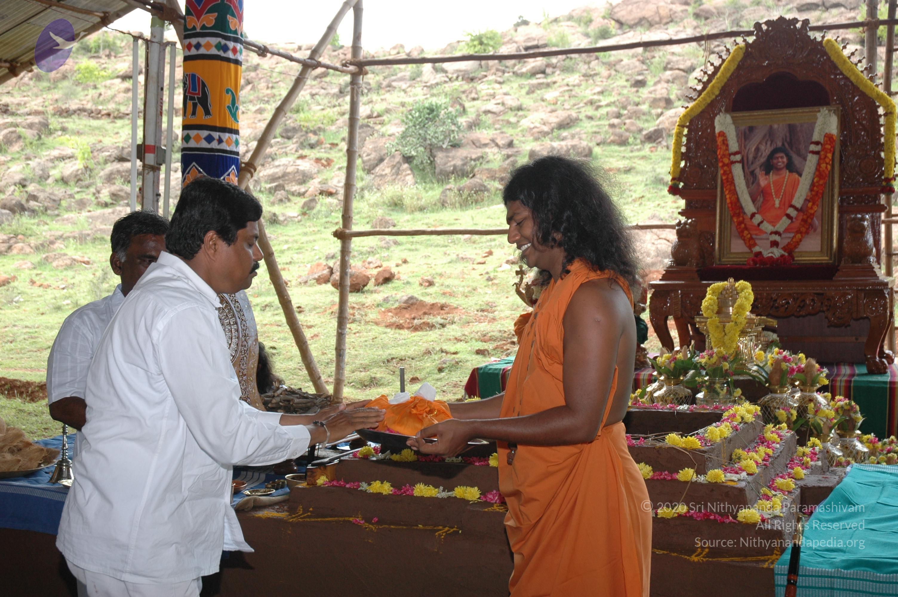 20081111_Photo_2017_DSC_2474_CMP_WM