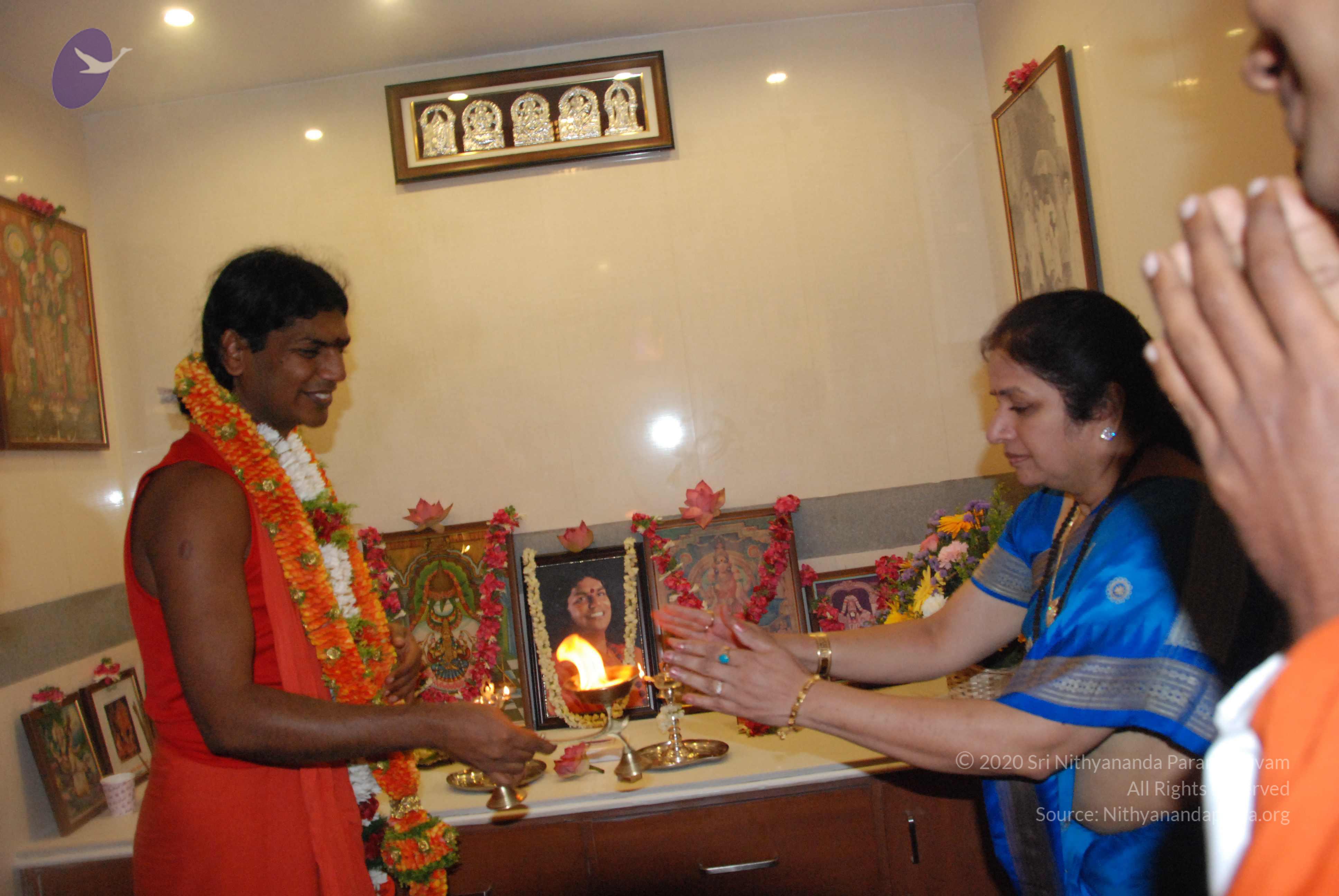 devotee house visit_CMP_WM