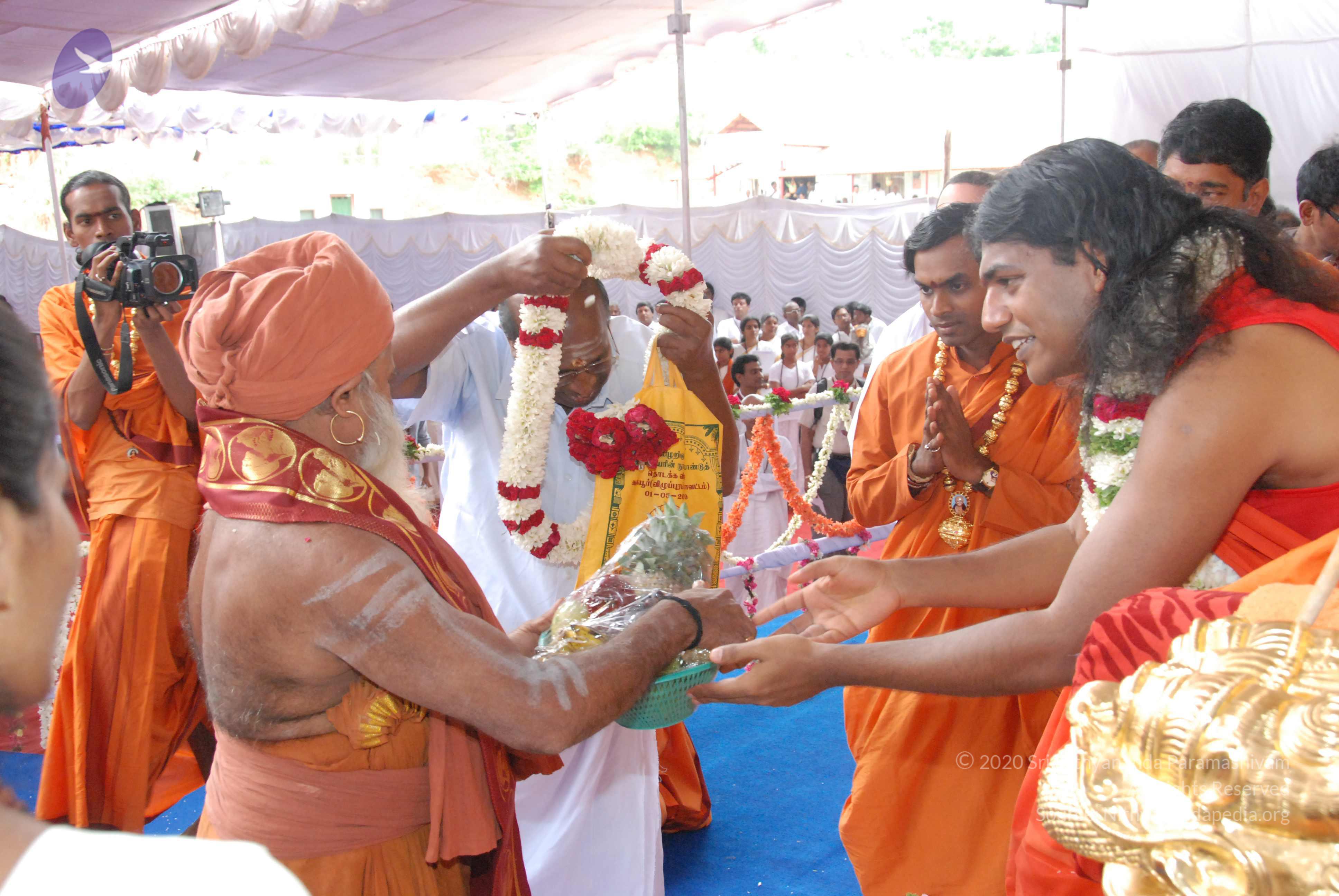 gifting sadhus_CMP_WM