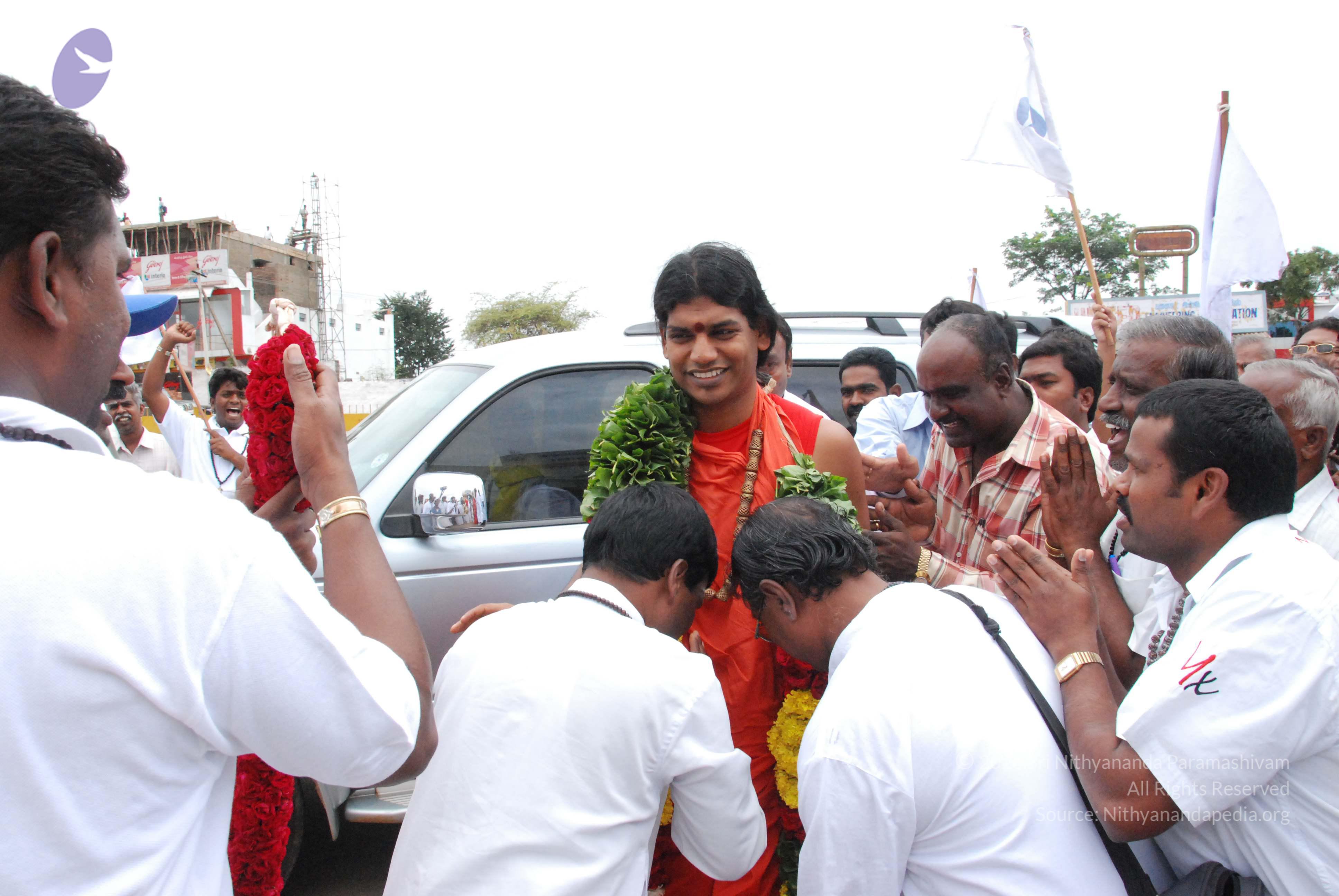 greeted by devotees all along the way hosur_CMP_WM