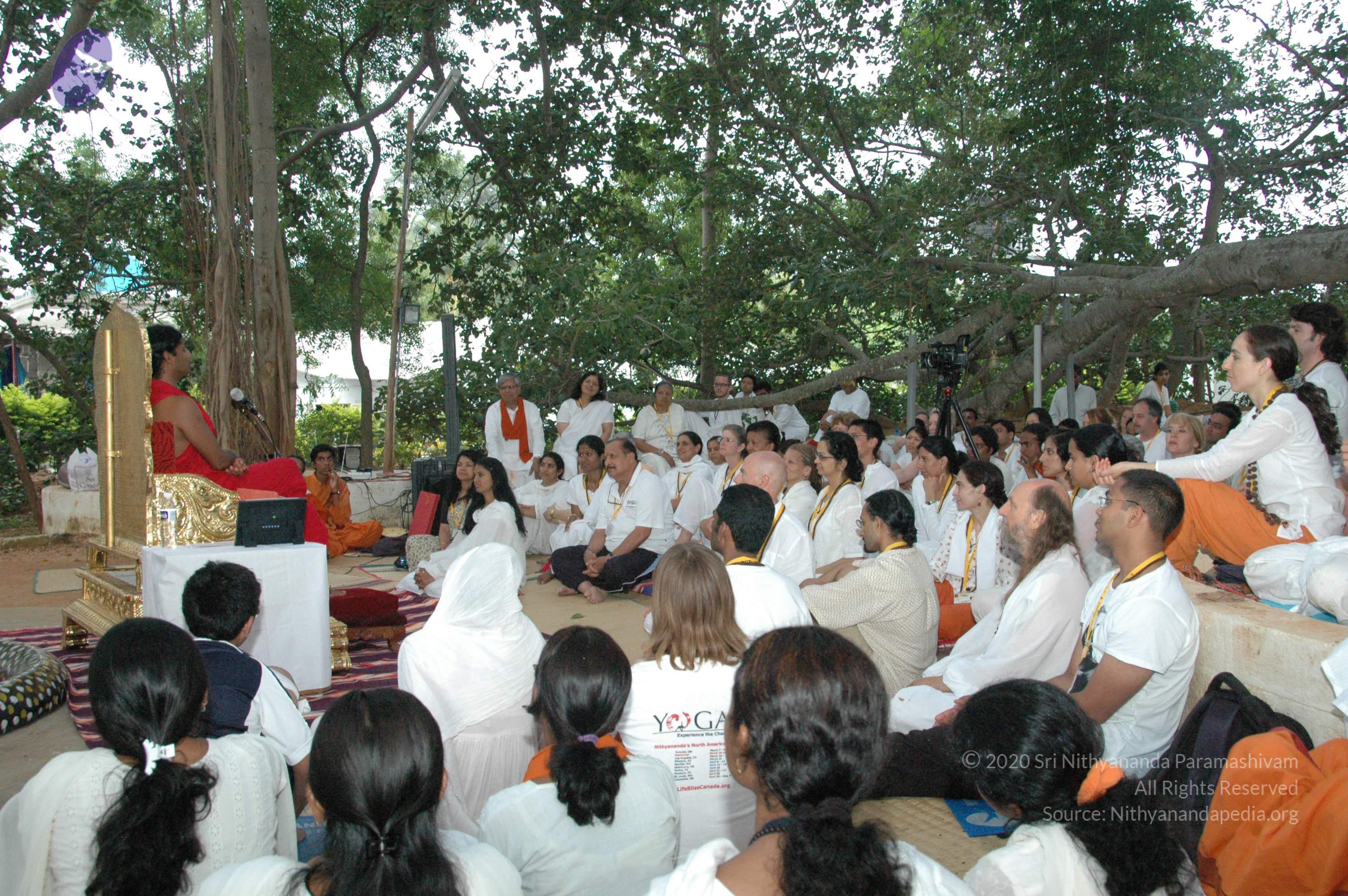 lbe under banyan tree with swami 2_CMP_WM