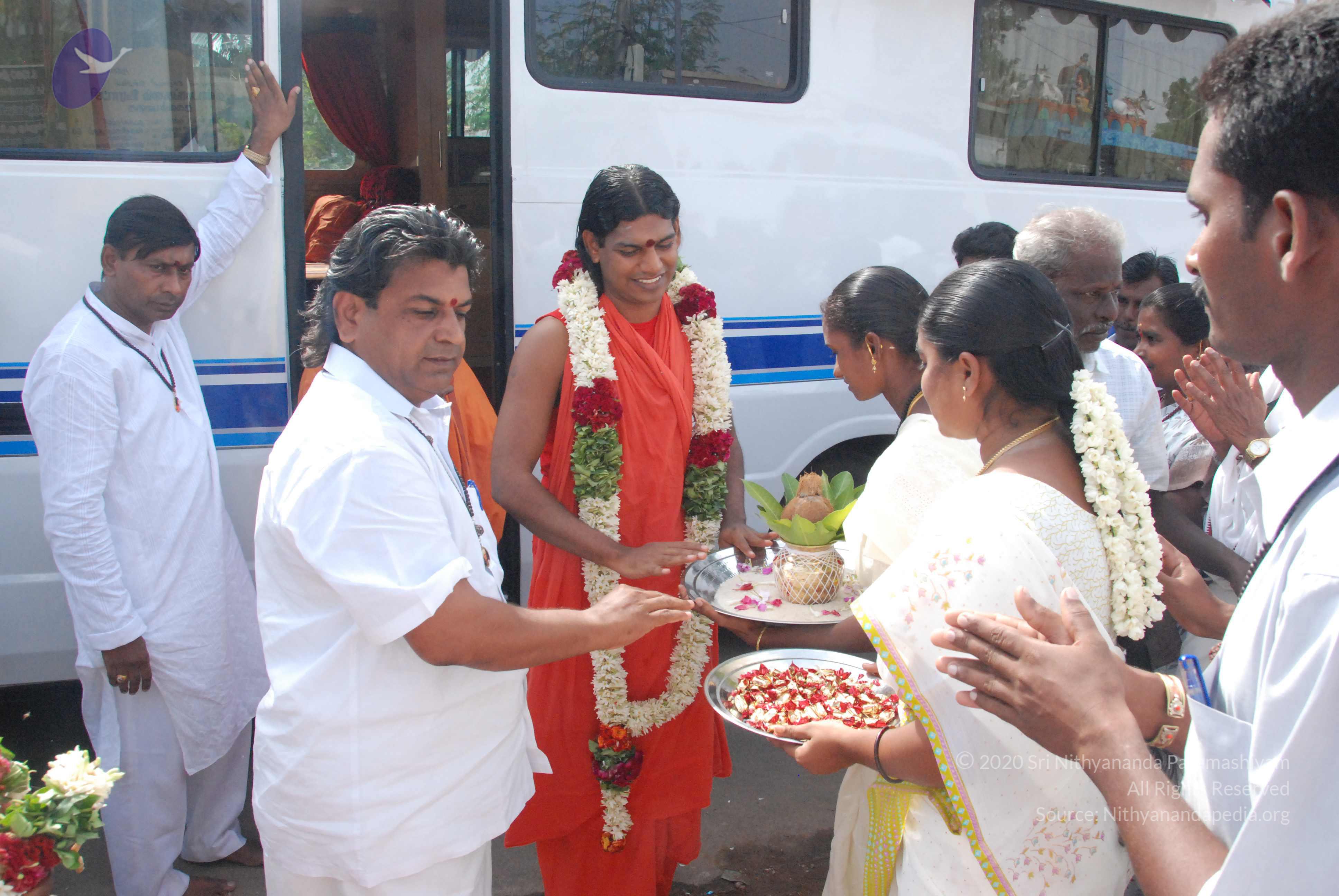 poorna kumbha at caravan_CMP_WM