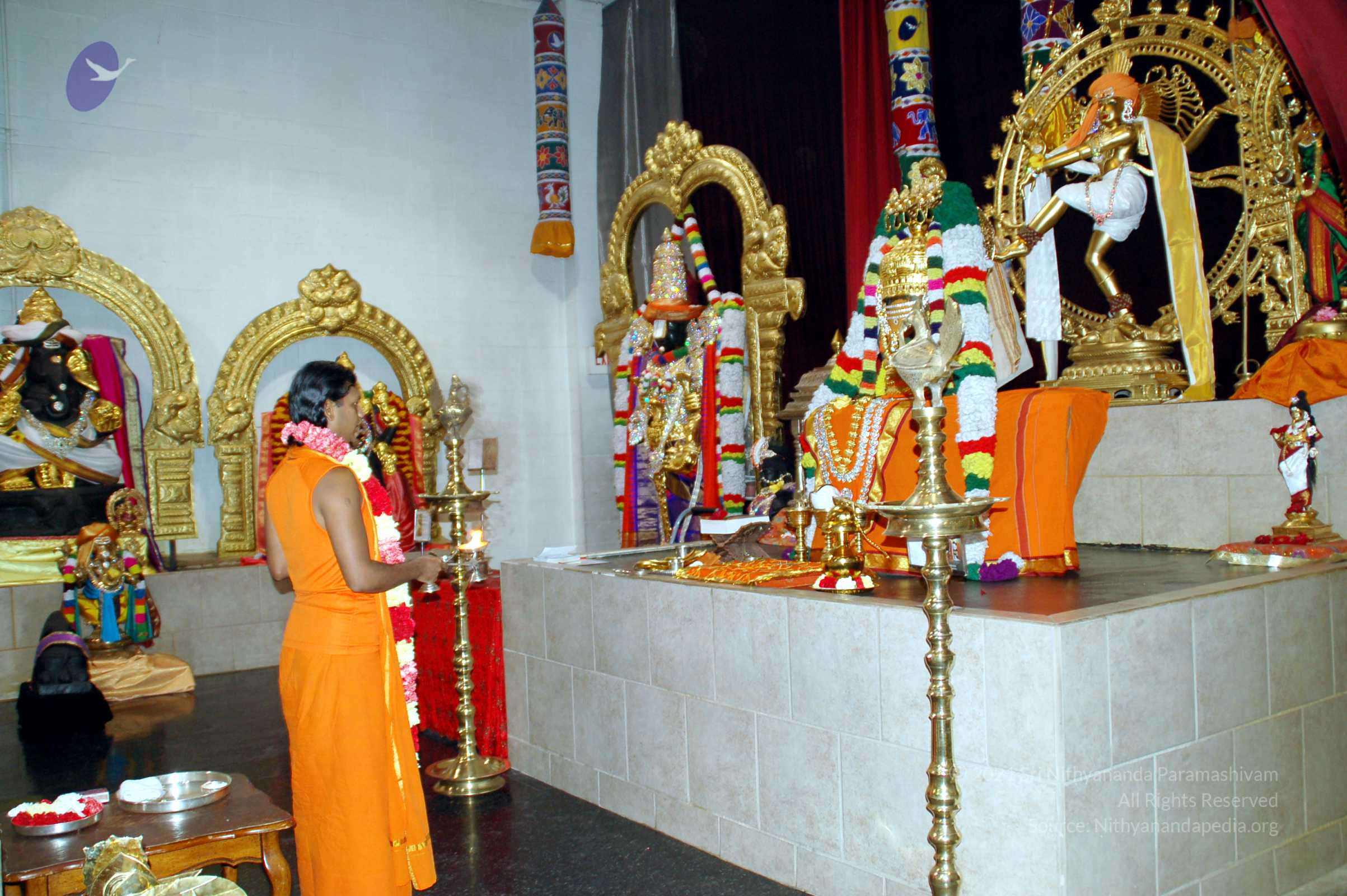 20091001_01October_Swamiji_Arrival_LA_1101