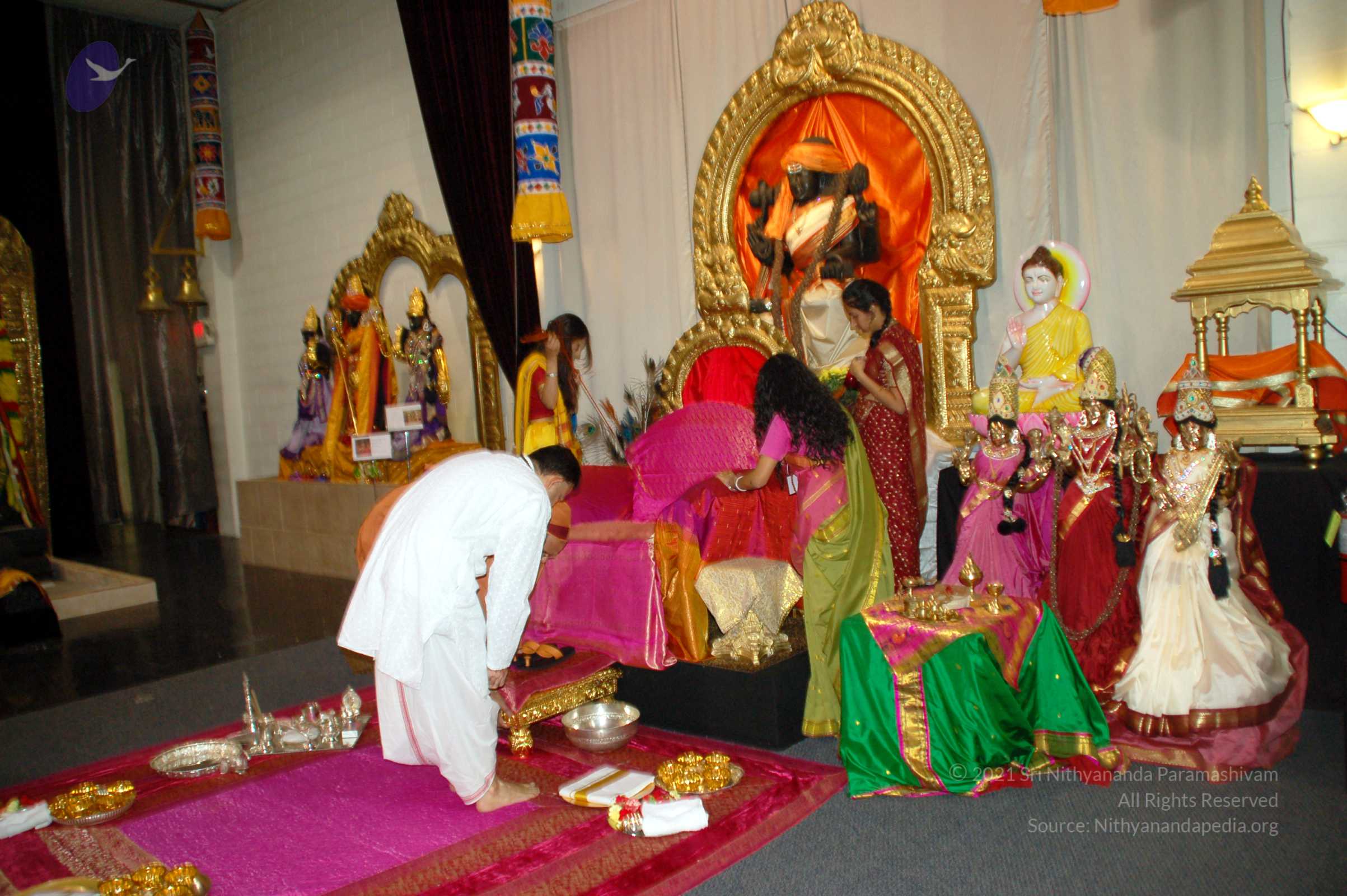 20091003_03October_Pratayksha_Puja_SetUp_0101