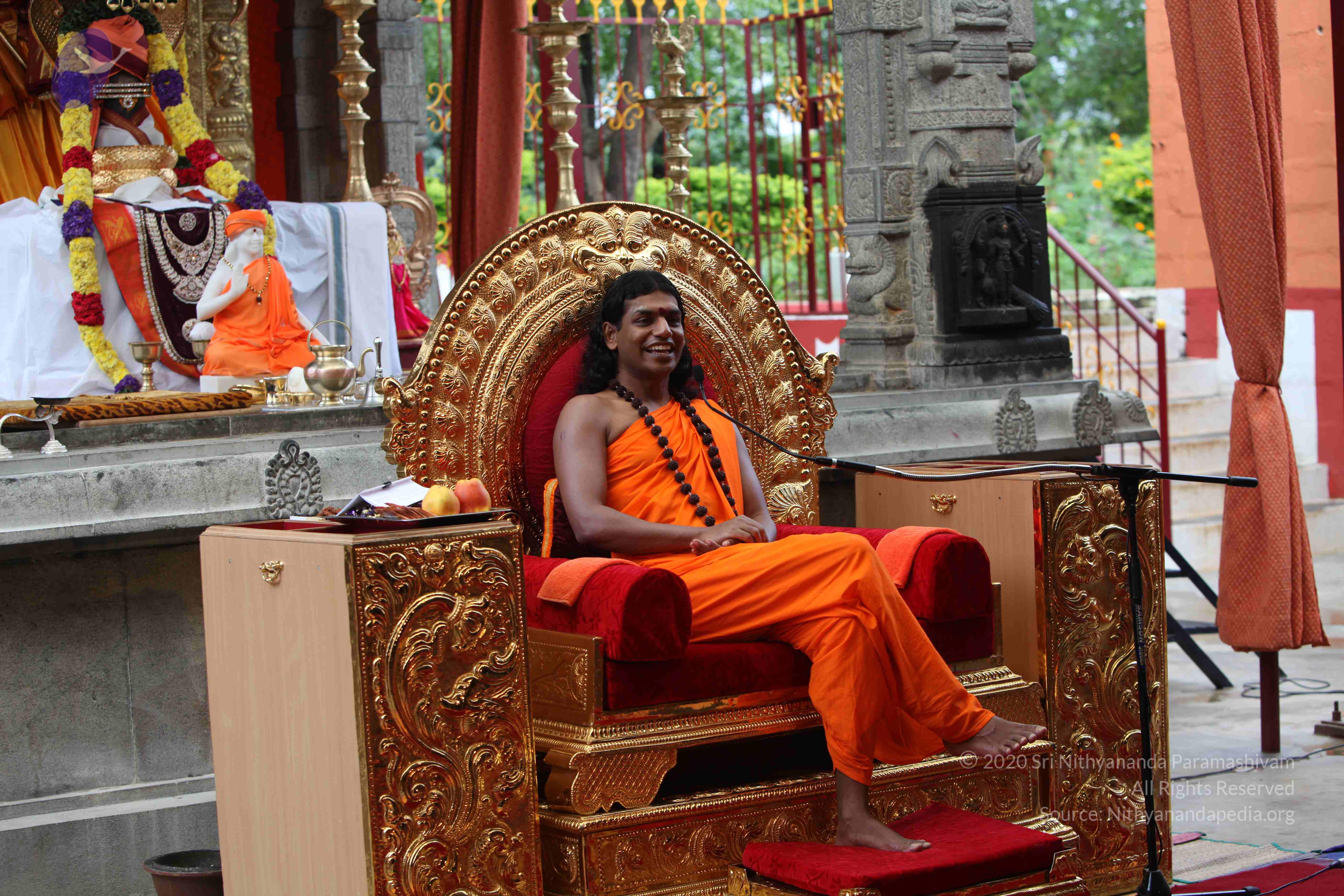 20101103_Photo_1036_IMG_9326_CMP_WM