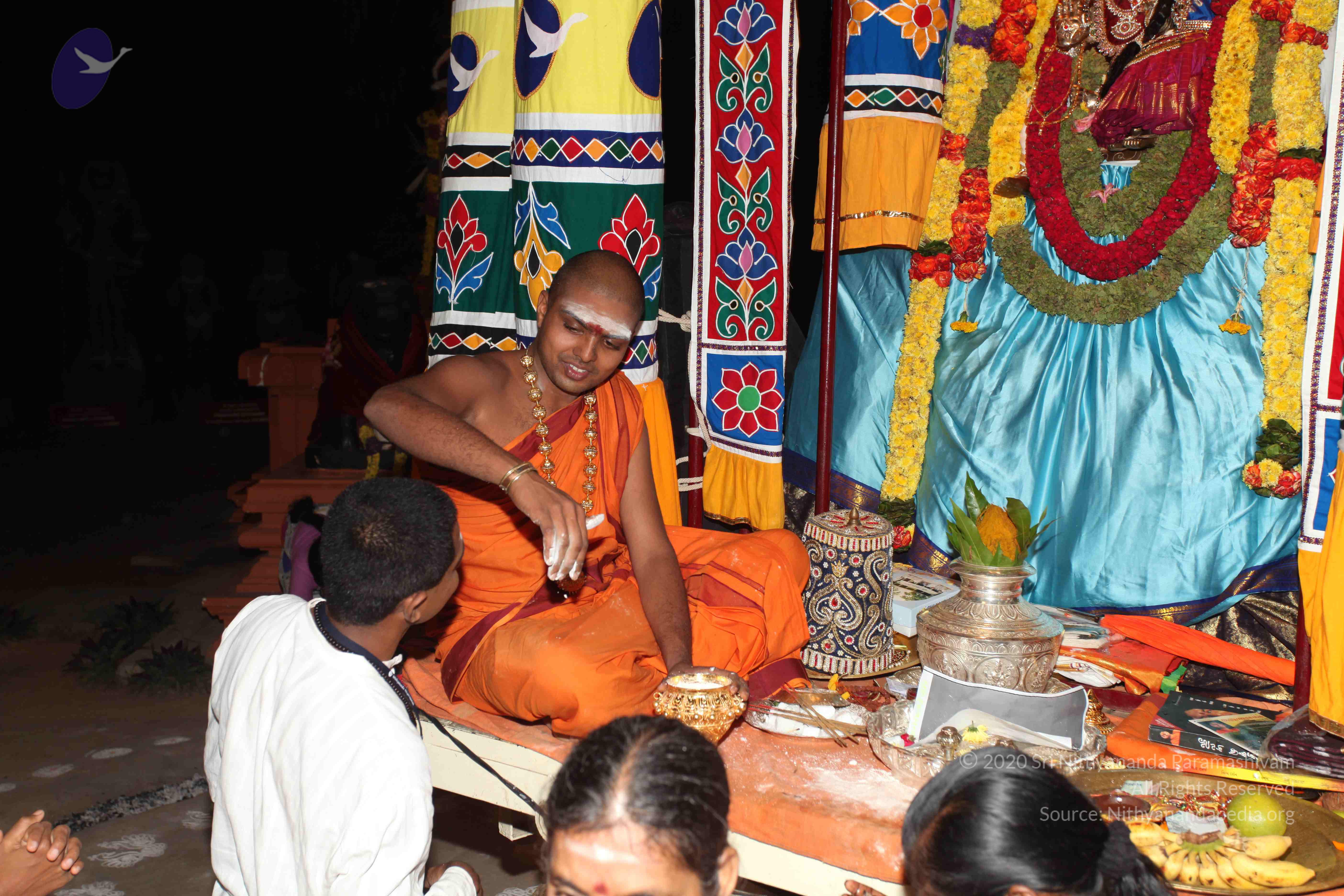 20101119_Photo_1044_IMG_8762_CMP_WM