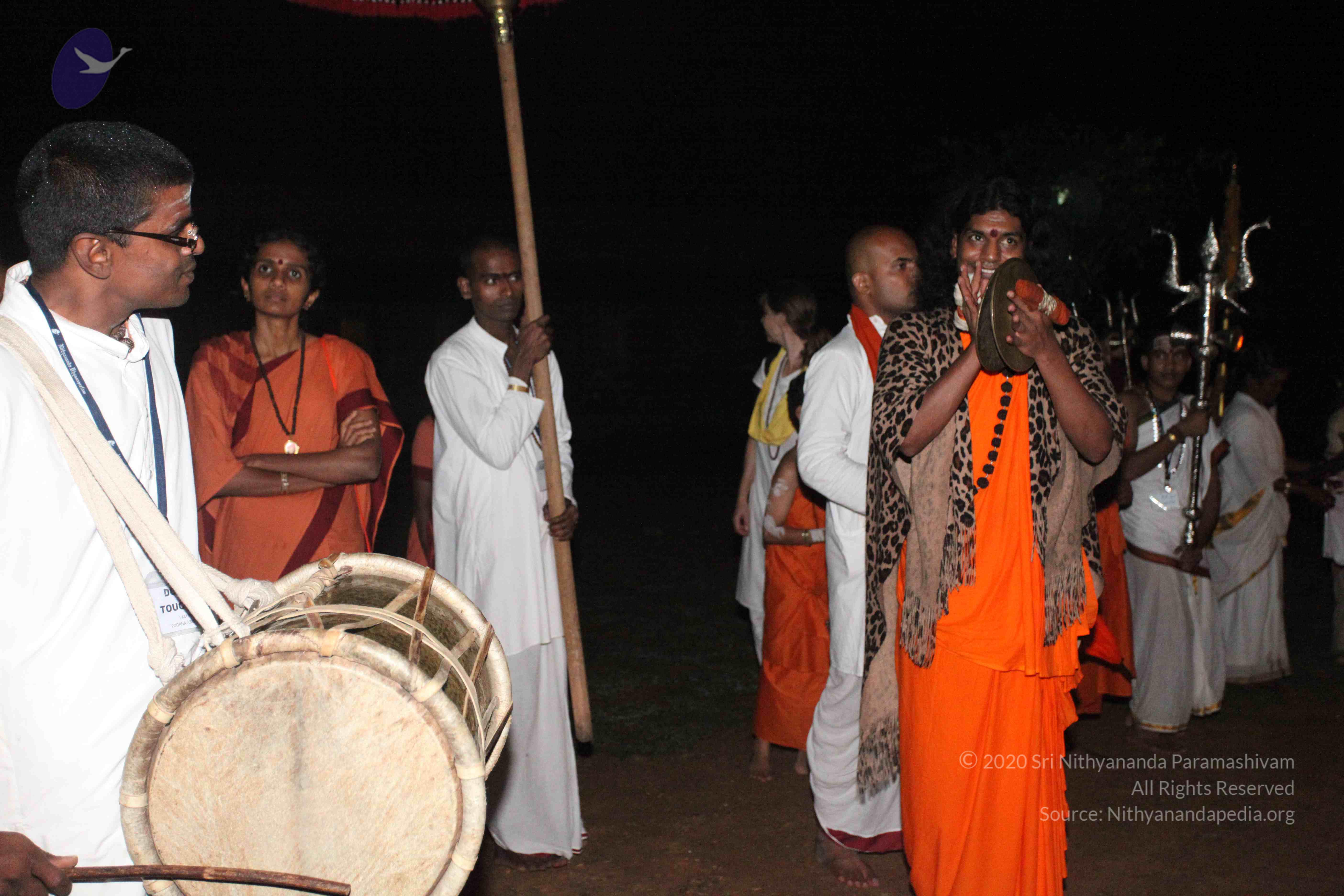 20101119_Photo_1054_IMG_8420_CMP_WM