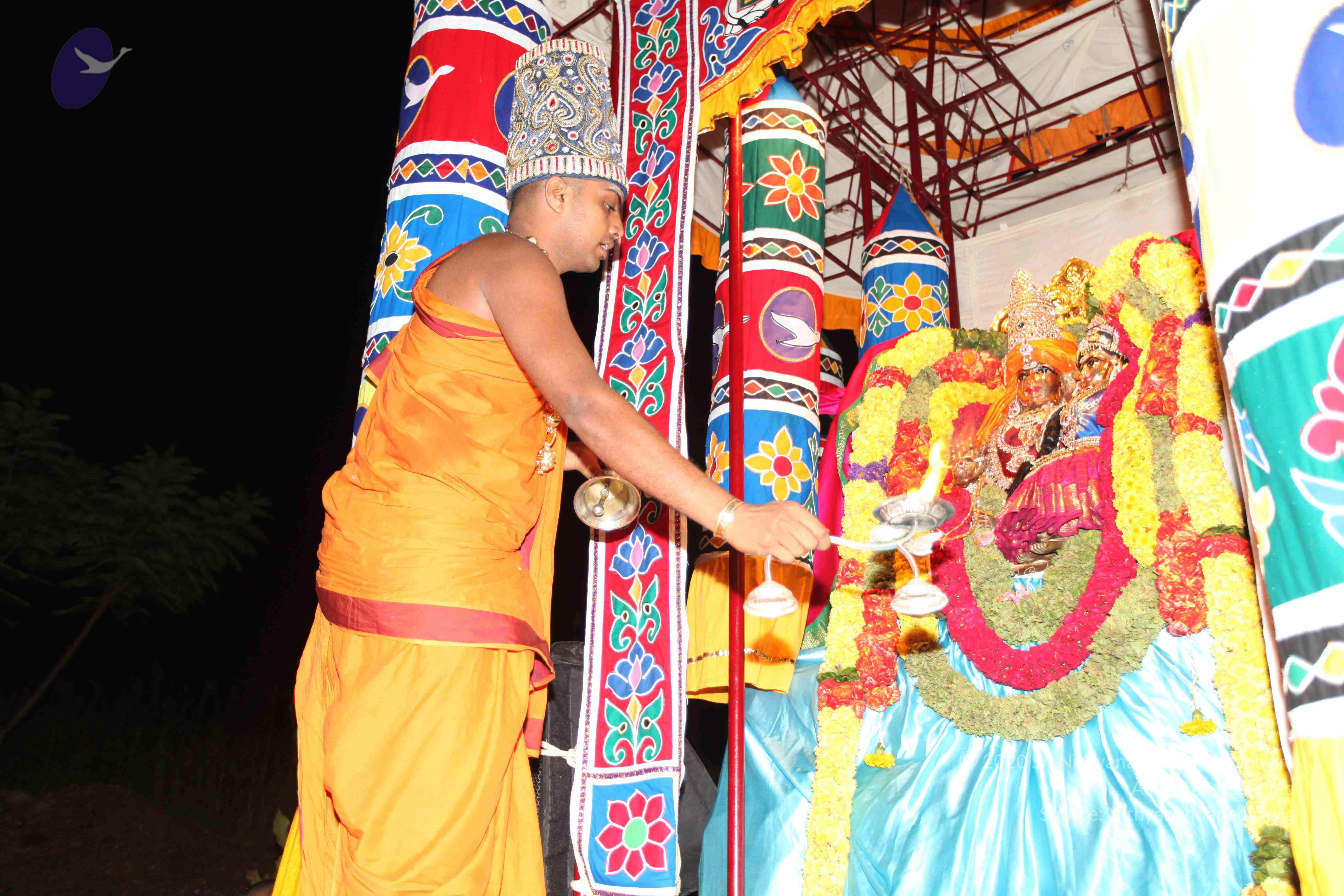 20101119_Photo_1159_IMG_8466_CMP_WM