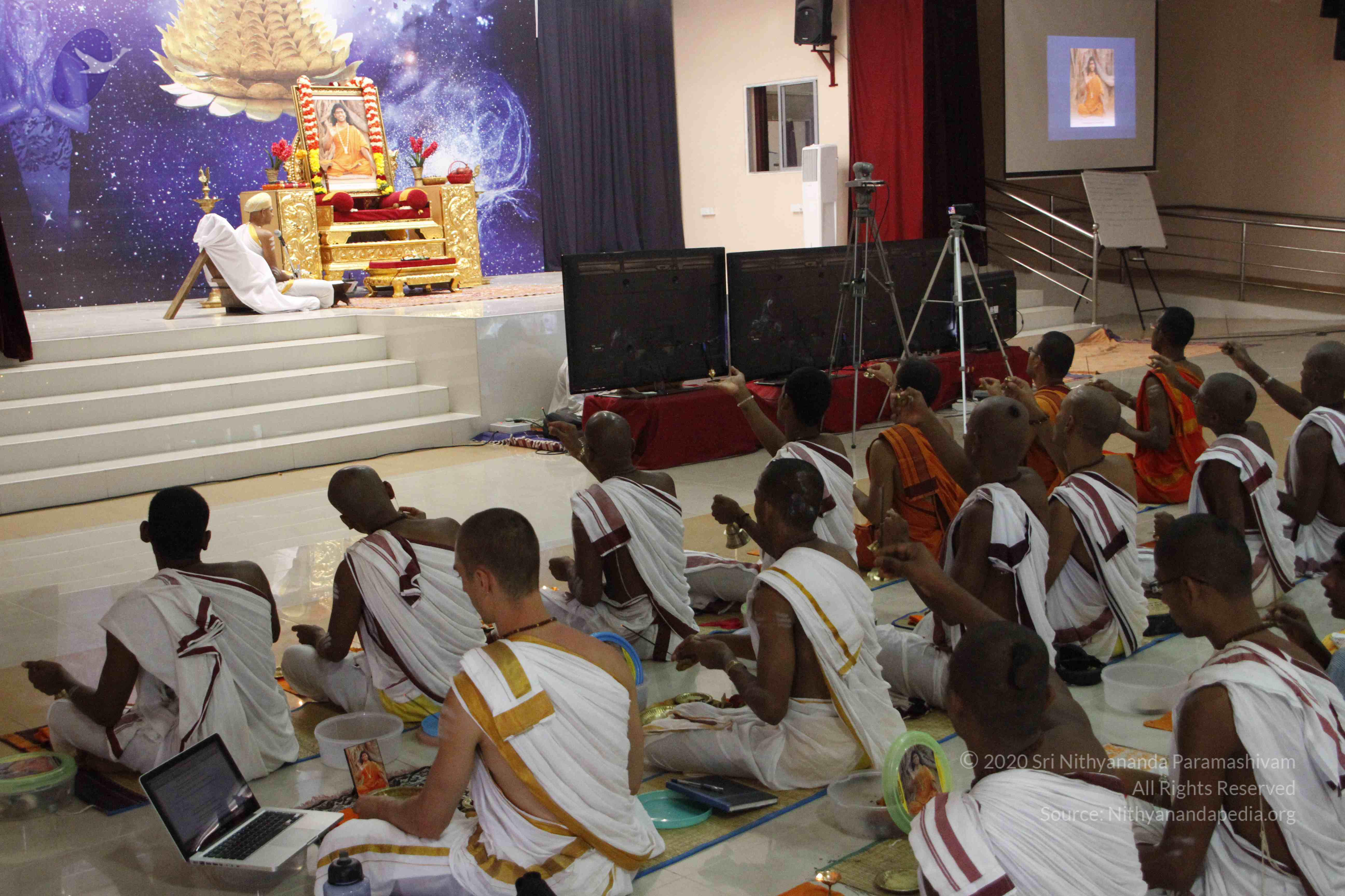 20110803_Photo_1017__MG_8903_CMP_WM