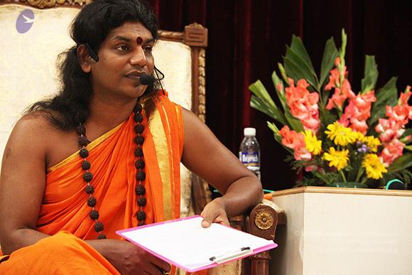 2011-08aug-19-nithyananda-photo-ia-day-1-06a-session_CMP_WM