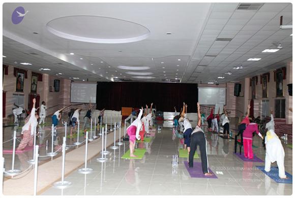 20110828_Photo_1006_2011-08aug-28-nithyananda-photo-05_CMP_WM