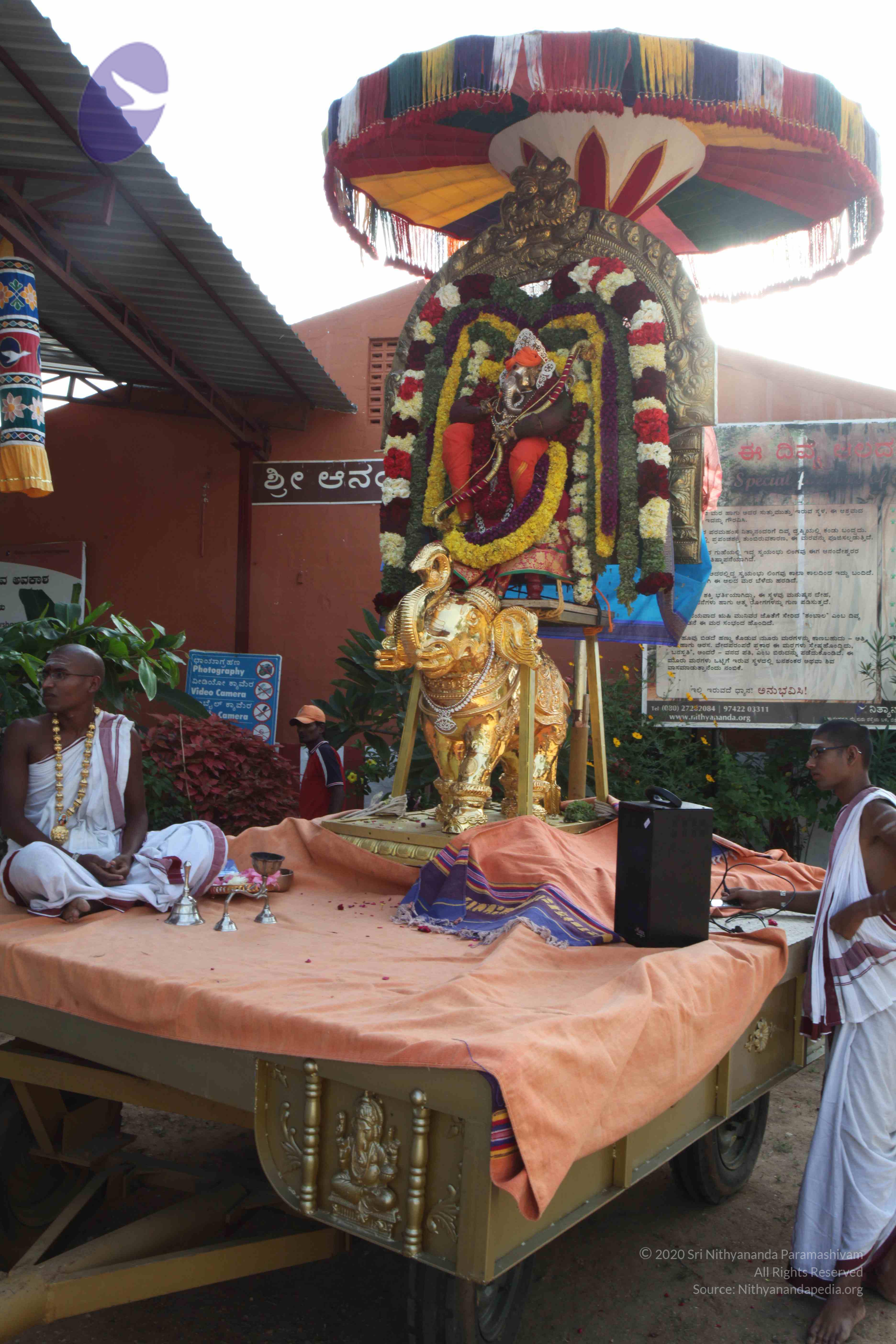 20110828_Photo_1085_IMG_0970_CMP_WM