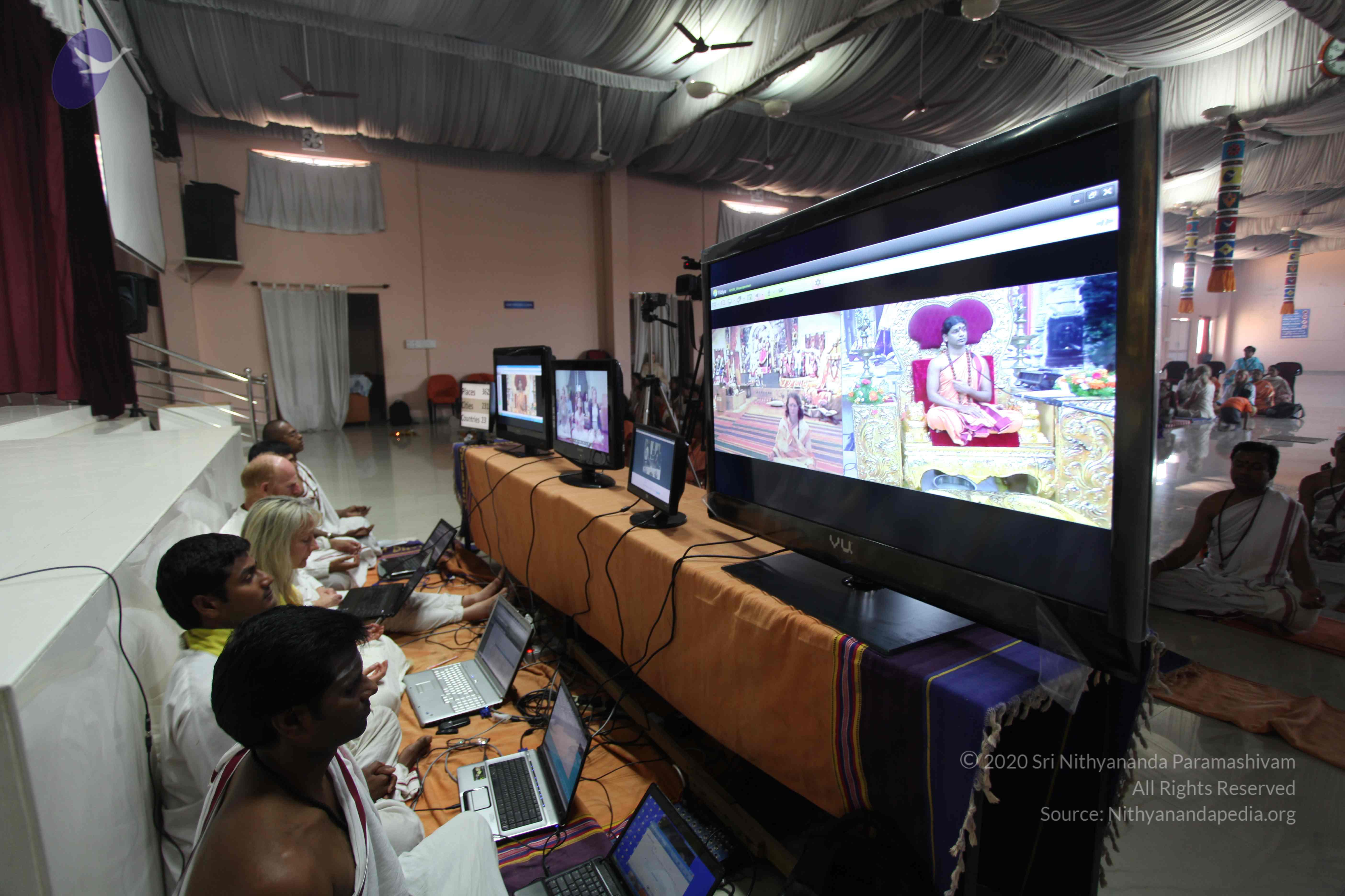 20110202_Photo_1036_IMG_3850_CMP_WM